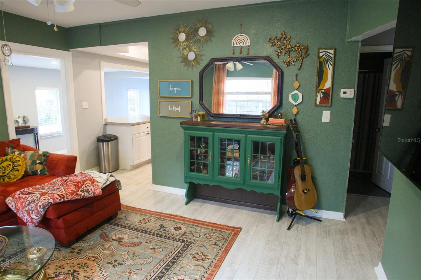 Image 9 of 22 For 5021 37th Avenue N