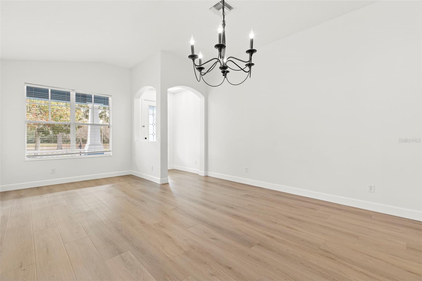 Image 11 of 32 For 1239 Gentilly Lane