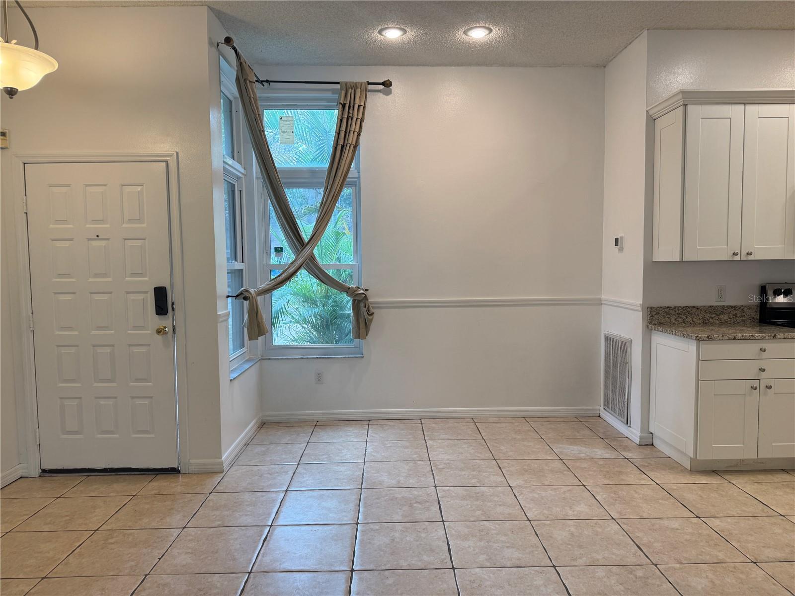 Image 7 of 26 For 4135 Quail Briar Drive