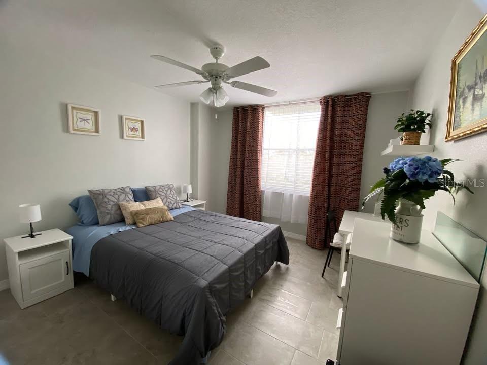 Image 13 of 23 For 701 Madison Avenue 421