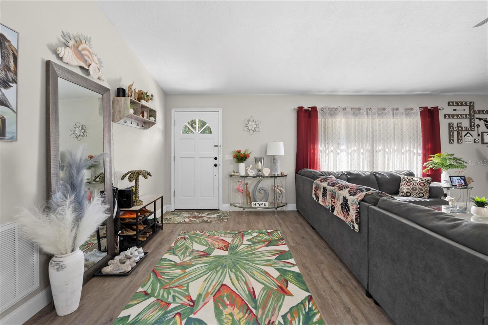 Image 16 of 53 For 1263 Getty Lane