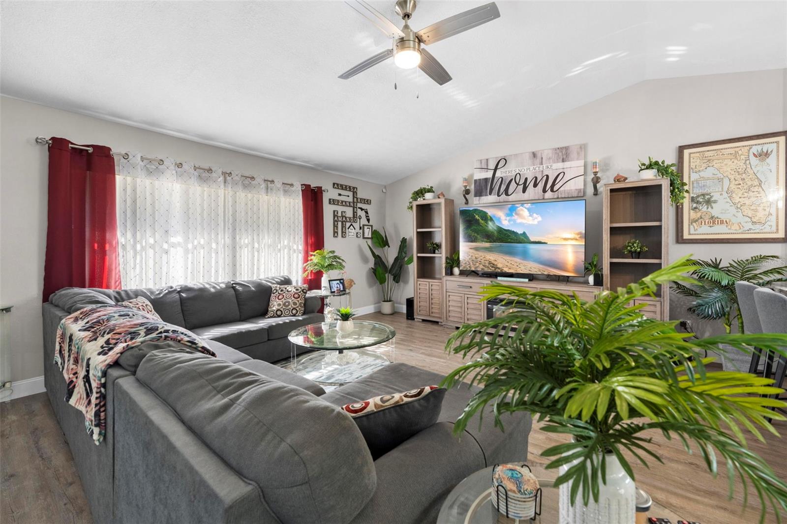 Image 17 of 53 For 1263 Getty Lane