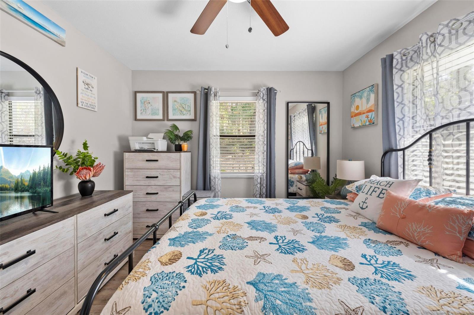 Image 41 of 53 For 1263 Getty Lane