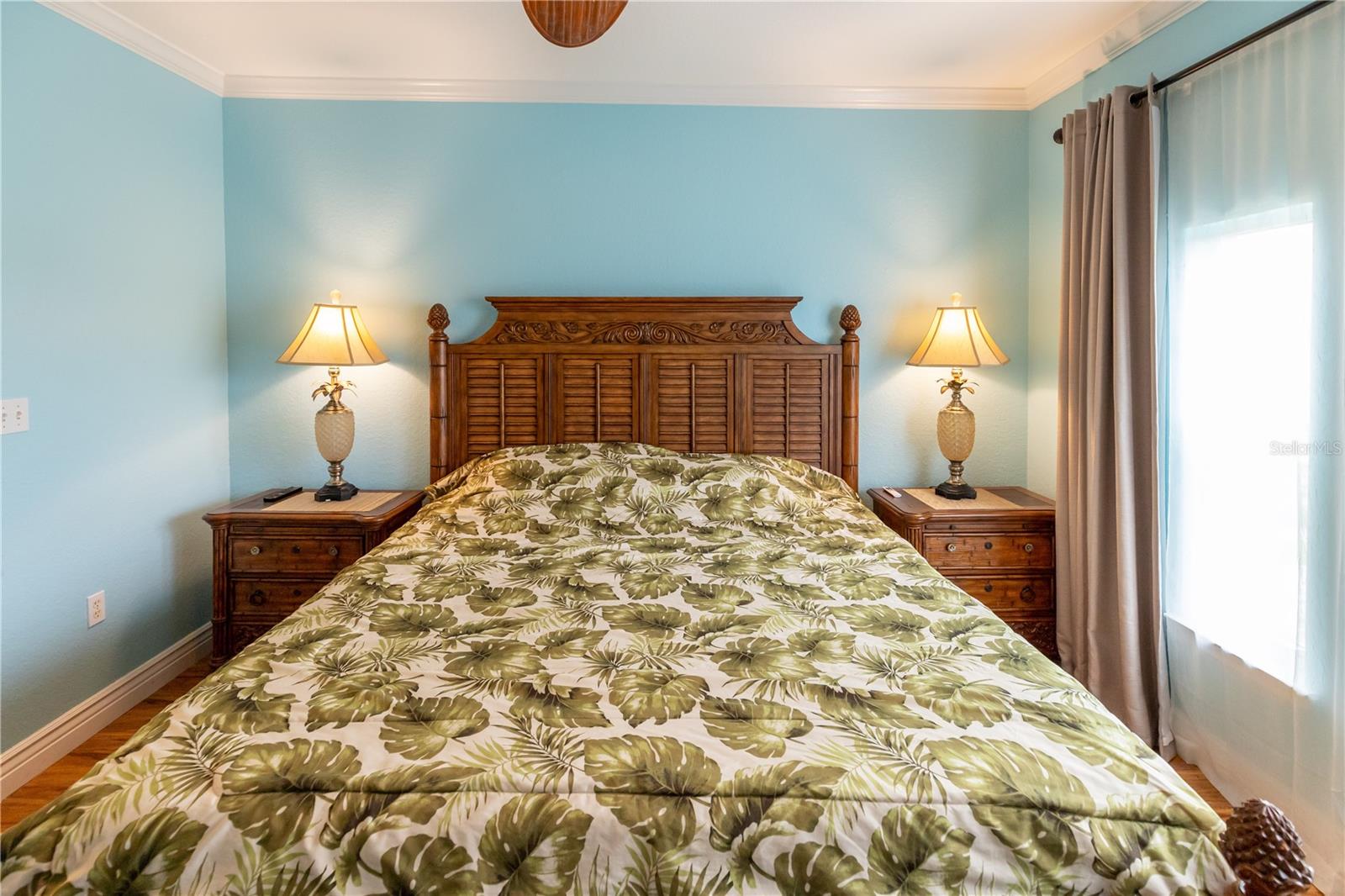 Image 20 of 33 For 2724 Via Murano 639