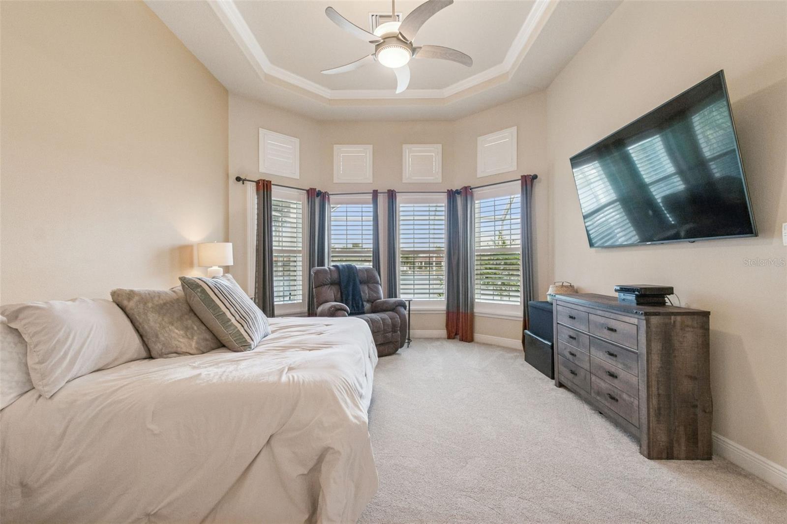 Image 29 of 76 For 729 Manns Harbor Drive