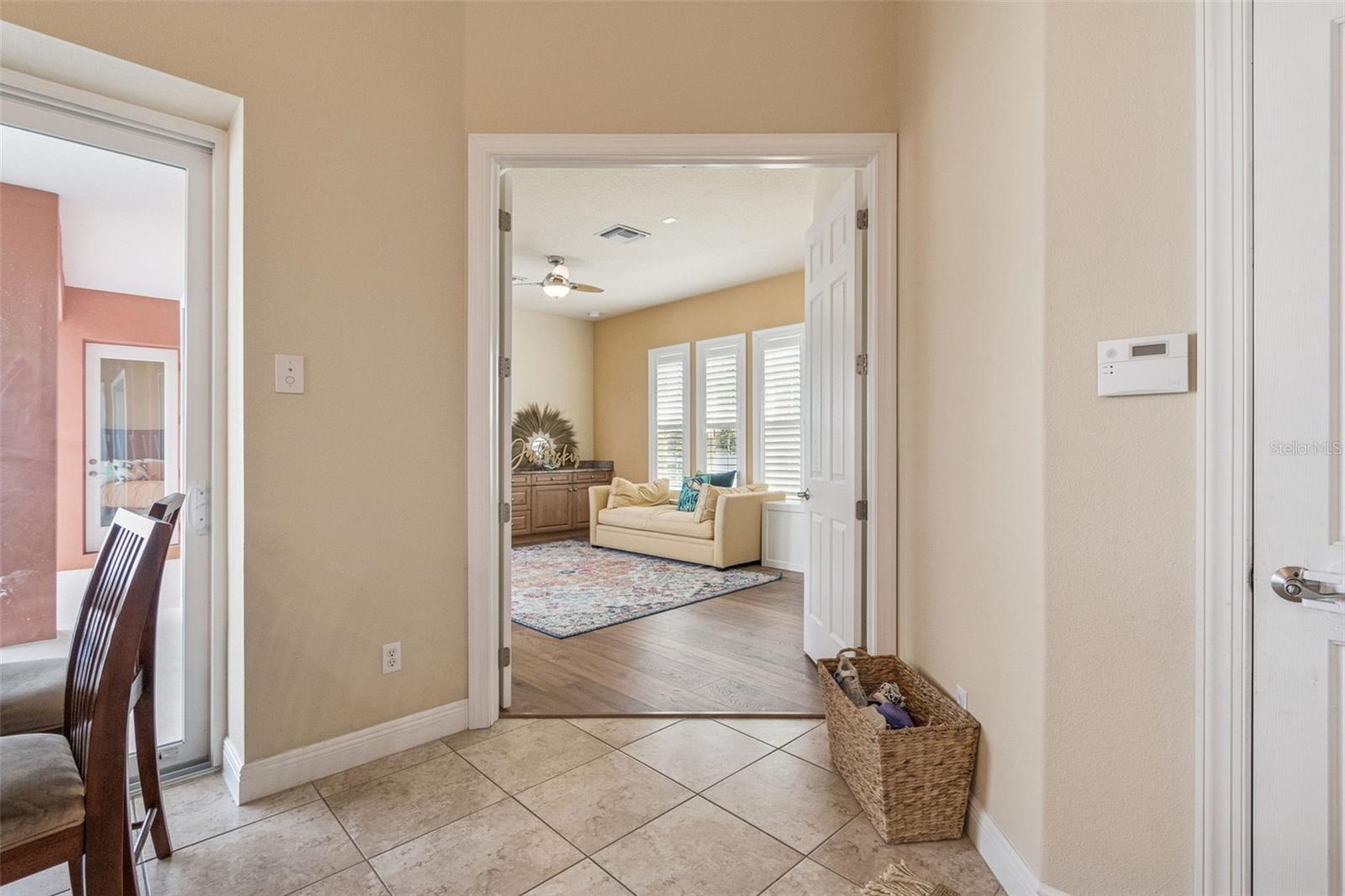 Image 33 of 76 For 729 Manns Harbor Drive