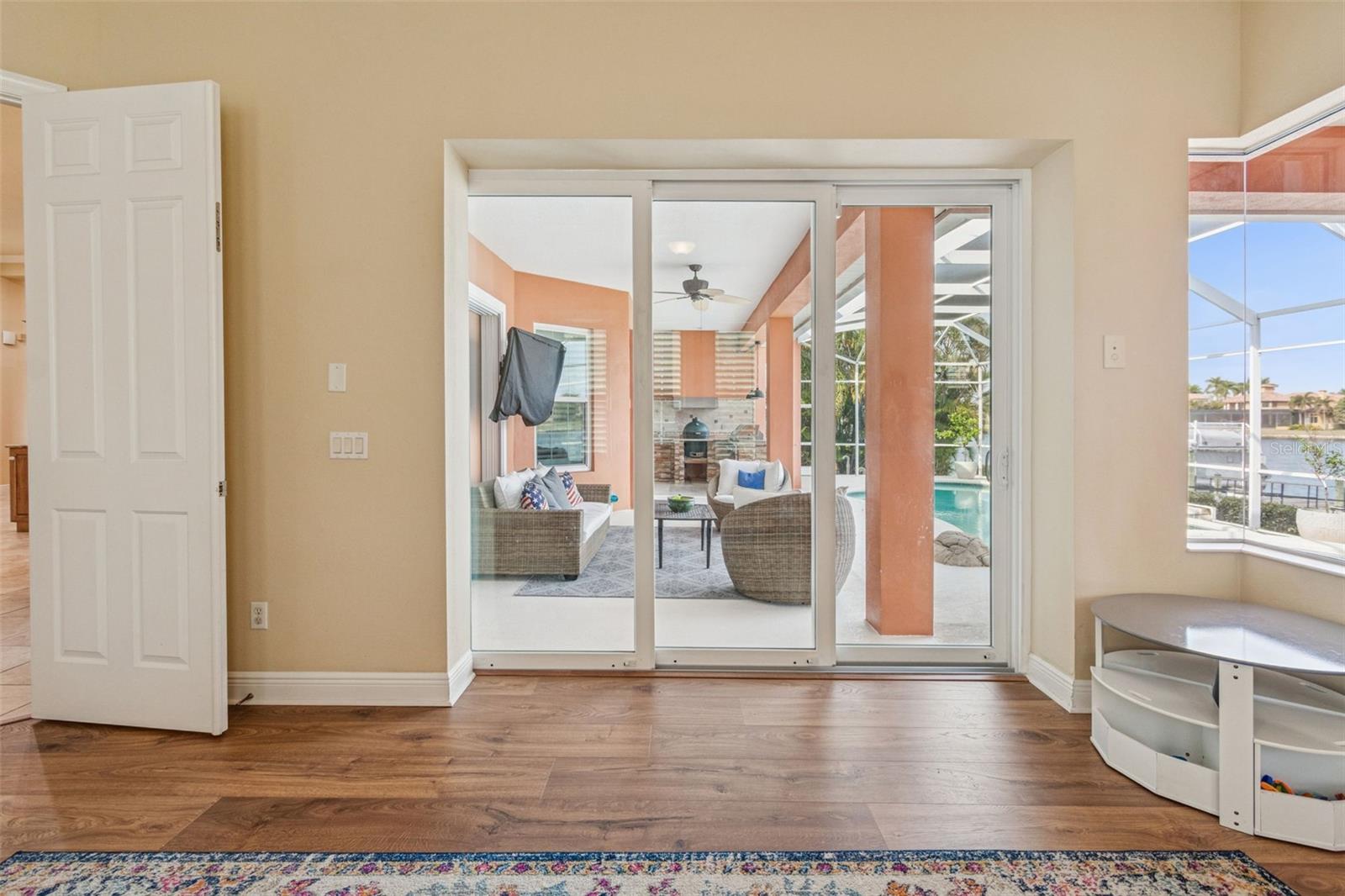 Image 37 of 76 For 729 Manns Harbor Drive