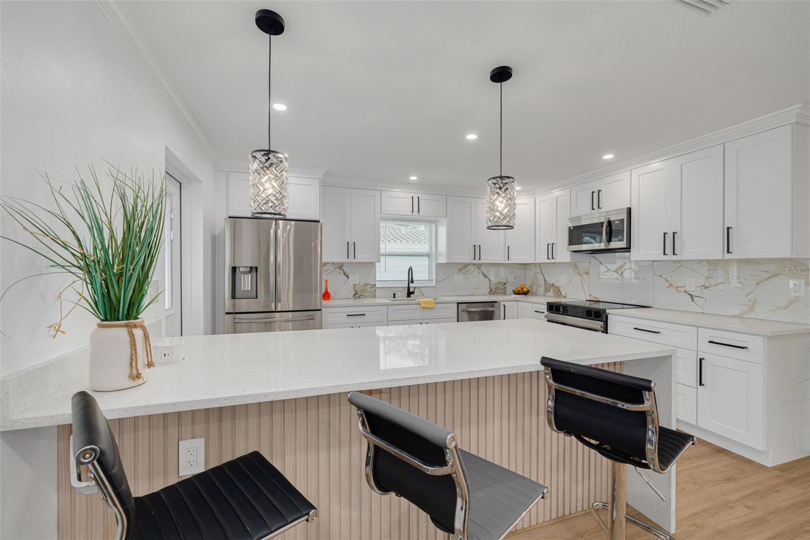 Image 11 of 39 For 13641 Pleasant Drive