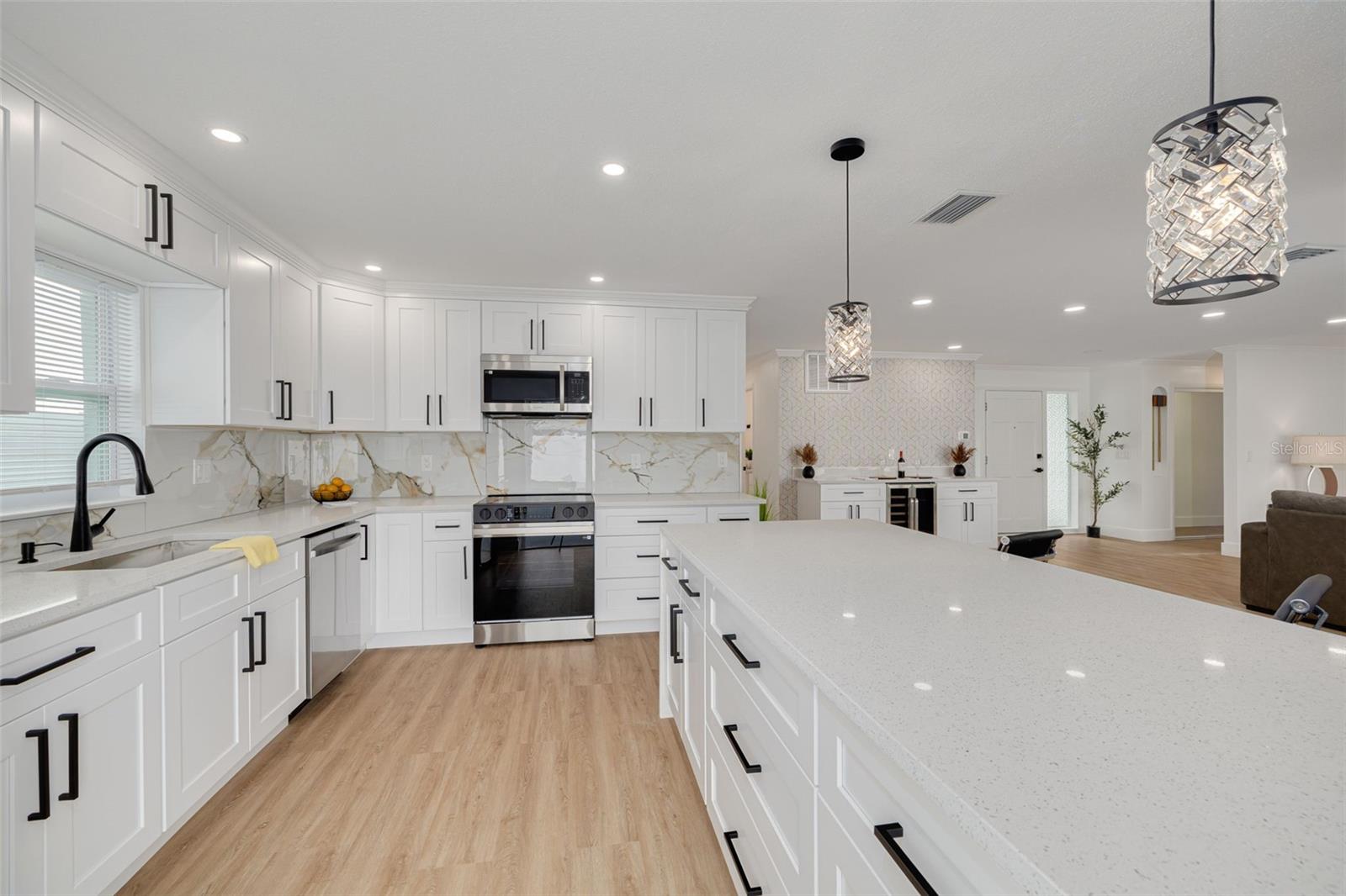 Image 17 of 39 For 13641 Pleasant Drive