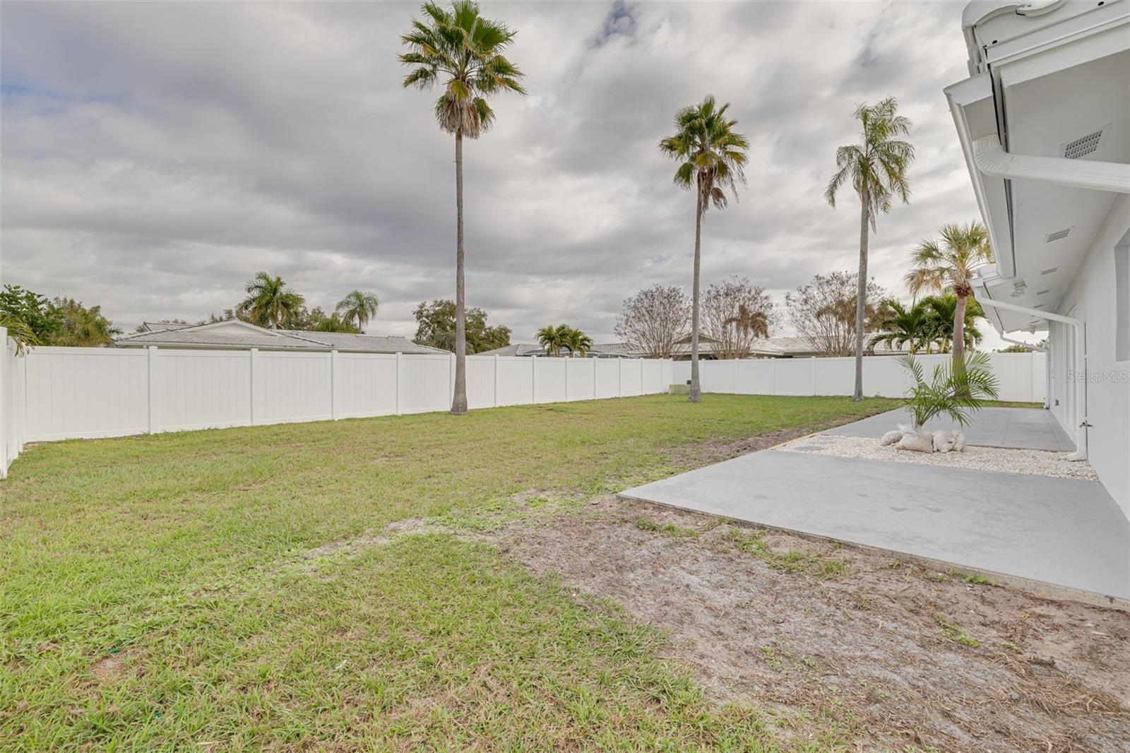 Image 37 of 39 For 13641 Pleasant Drive