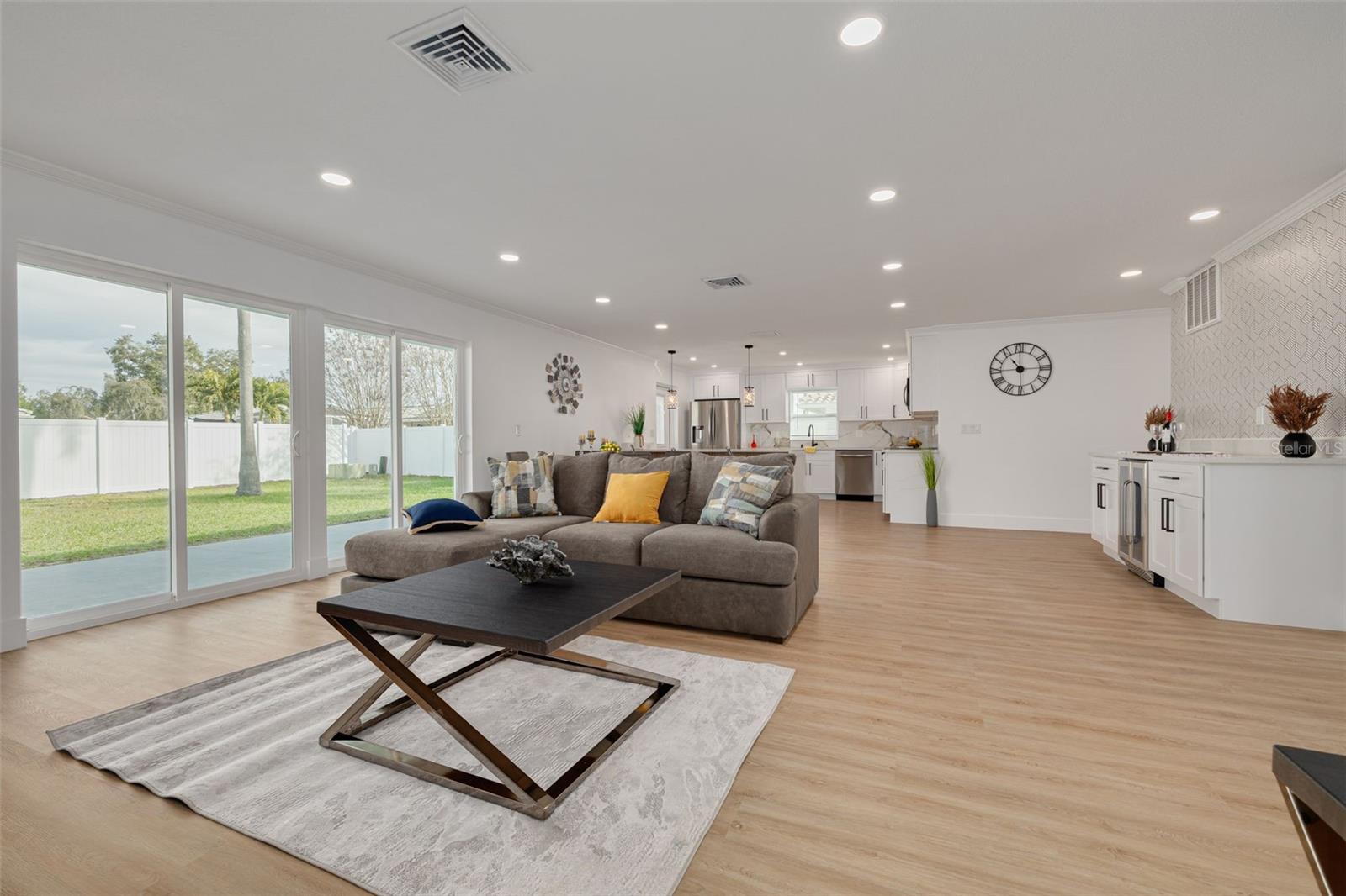 Image 6 of 39 For 13641 Pleasant Drive