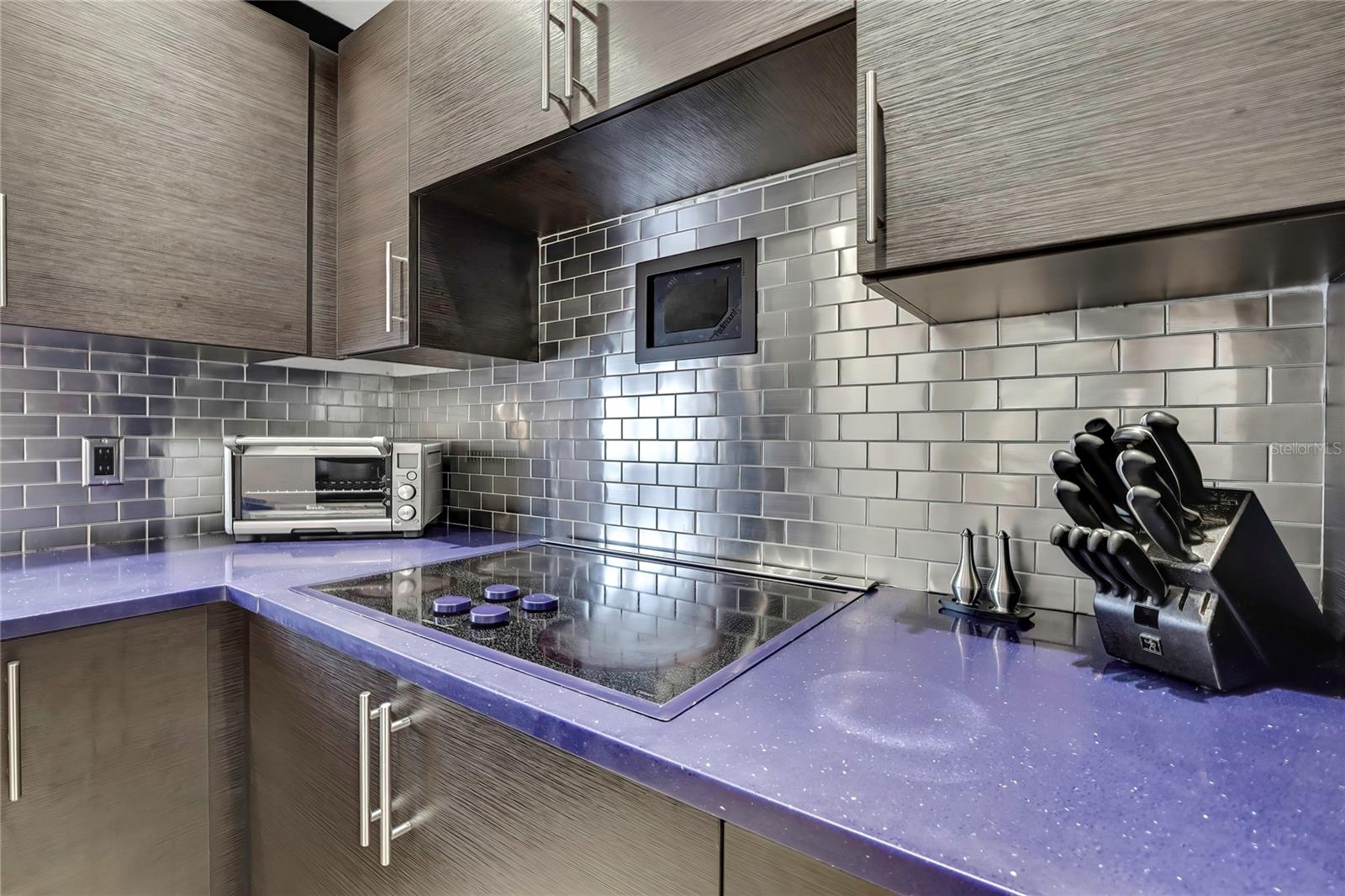 Image 11 of 39 For 3414 Arbor Oaks Court