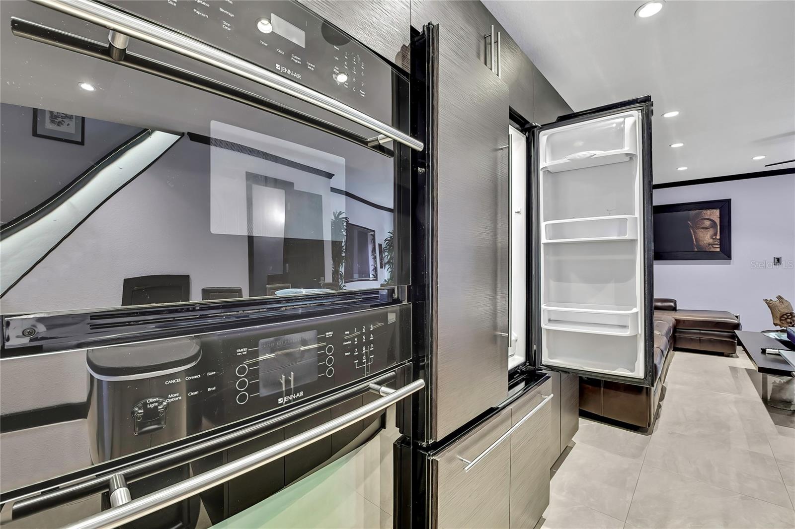 Image 13 of 39 For 3414 Arbor Oaks Court