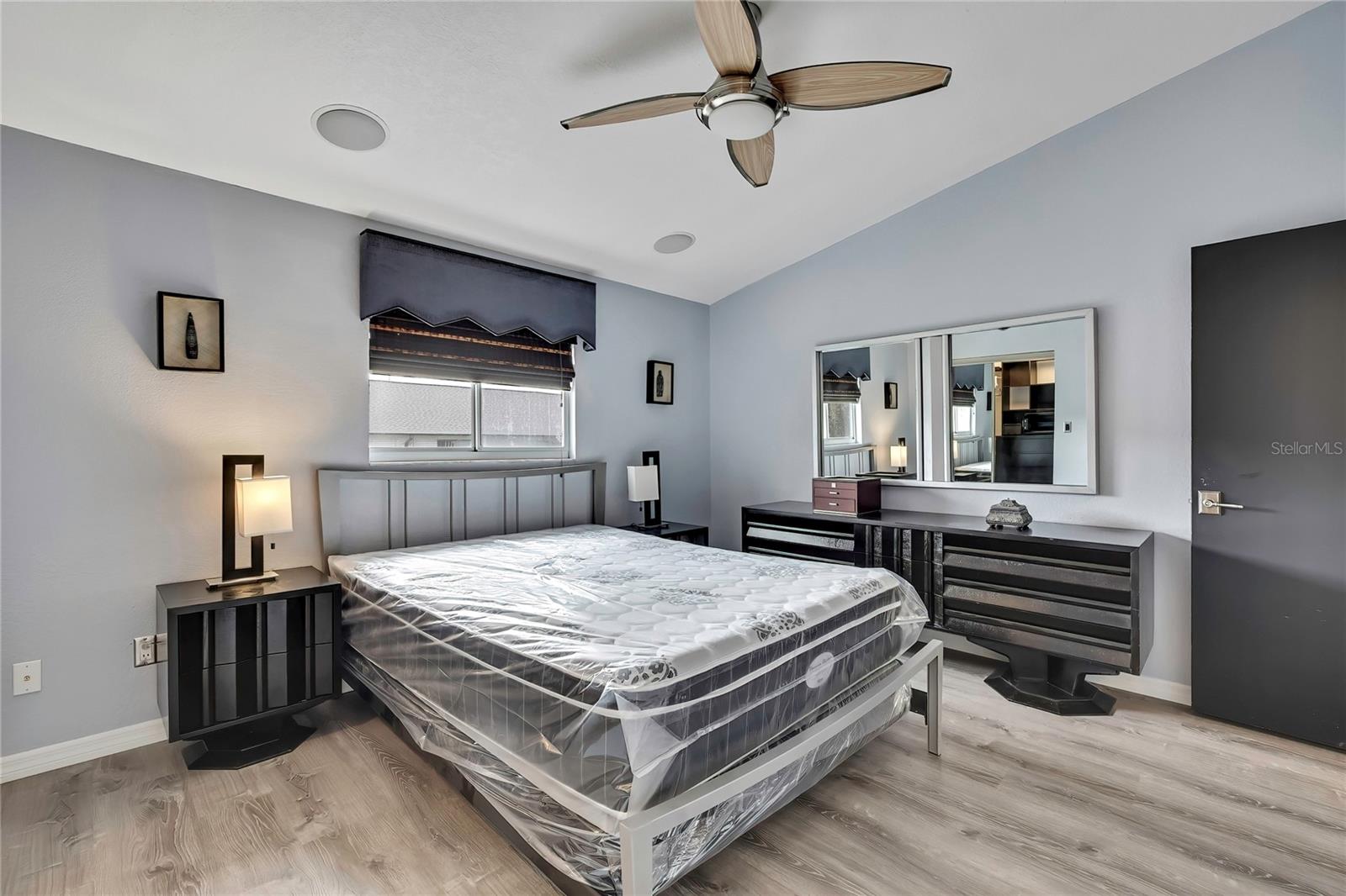 Image 26 of 39 For 3414 Arbor Oaks Court