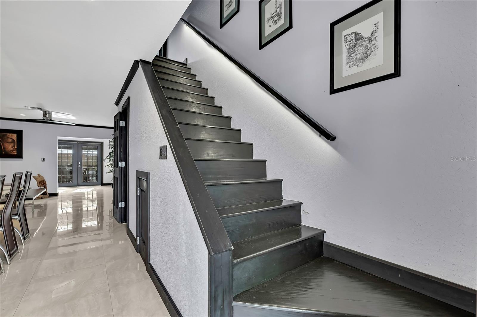 Image 3 of 39 For 3414 Arbor Oaks Court