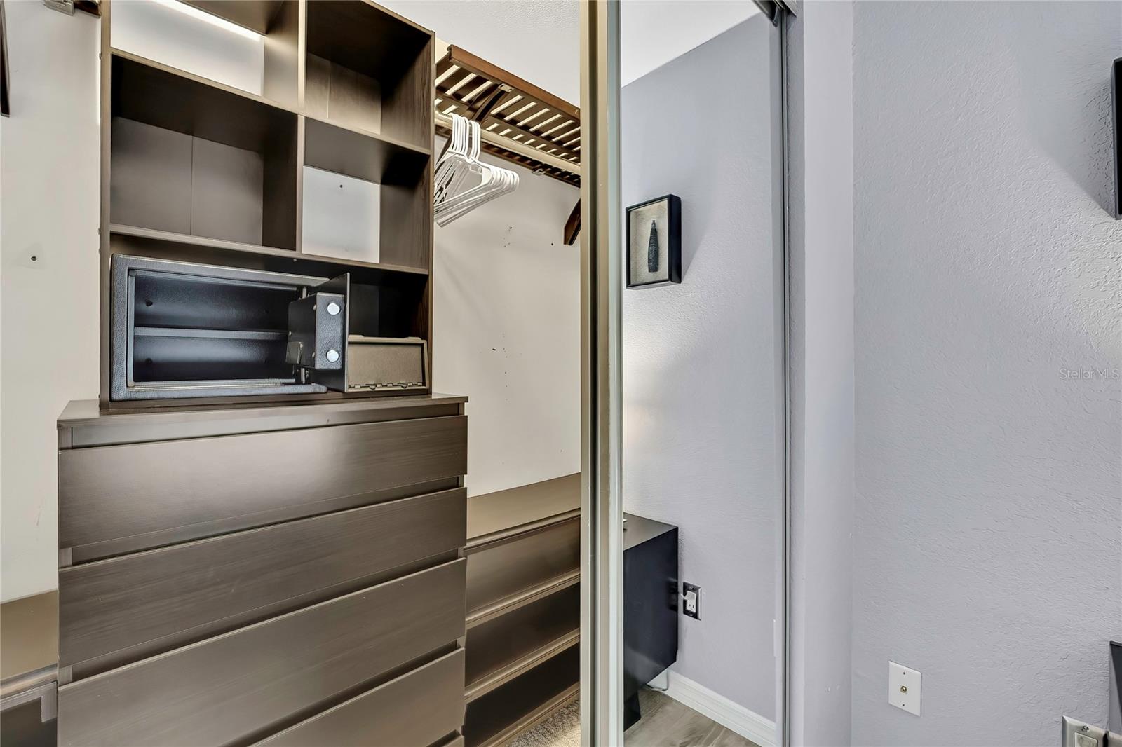 Image 30 of 39 For 3414 Arbor Oaks Court