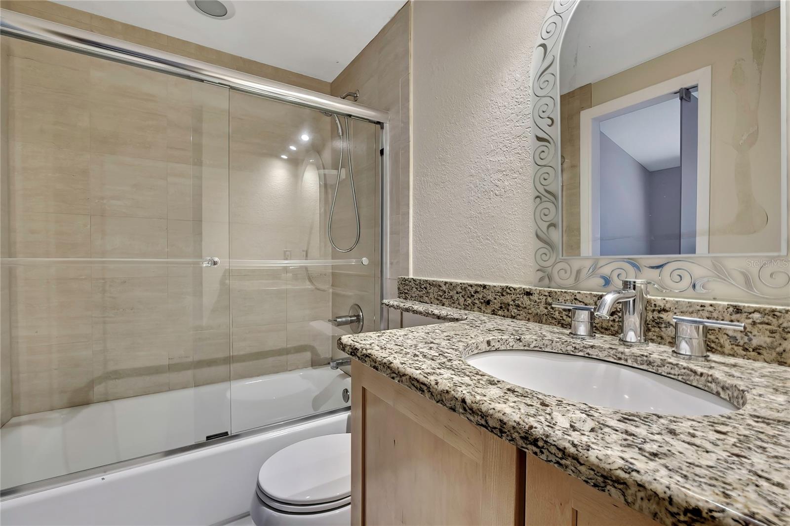 Image 34 of 39 For 3414 Arbor Oaks Court