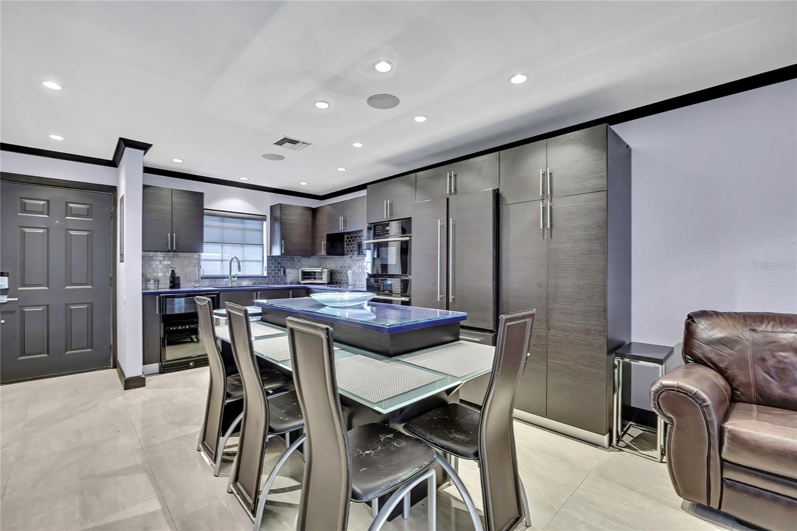 Image 7 of 39 For 3414 Arbor Oaks Court