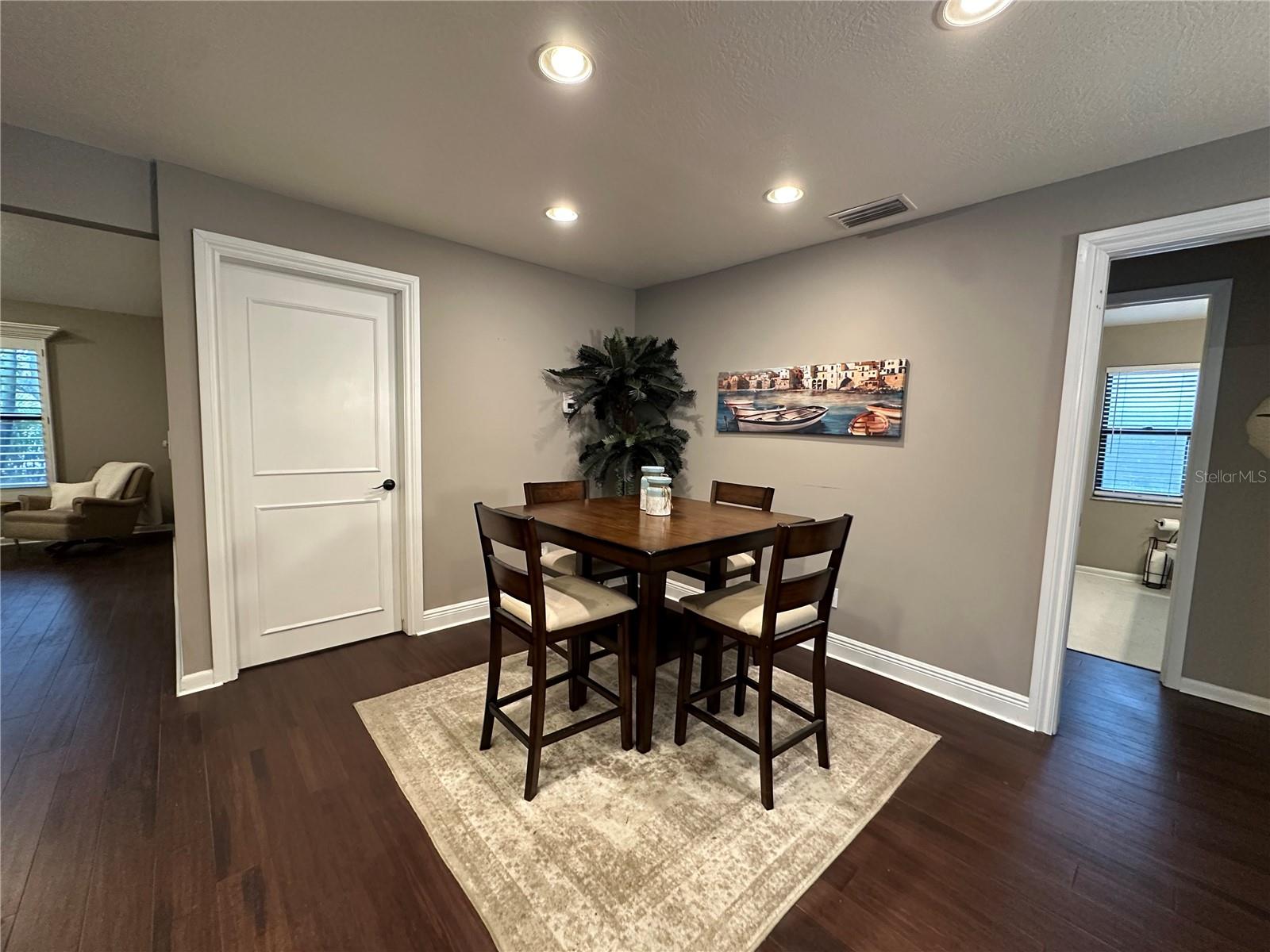 Image 26 of 69 For 10116 130th Lane