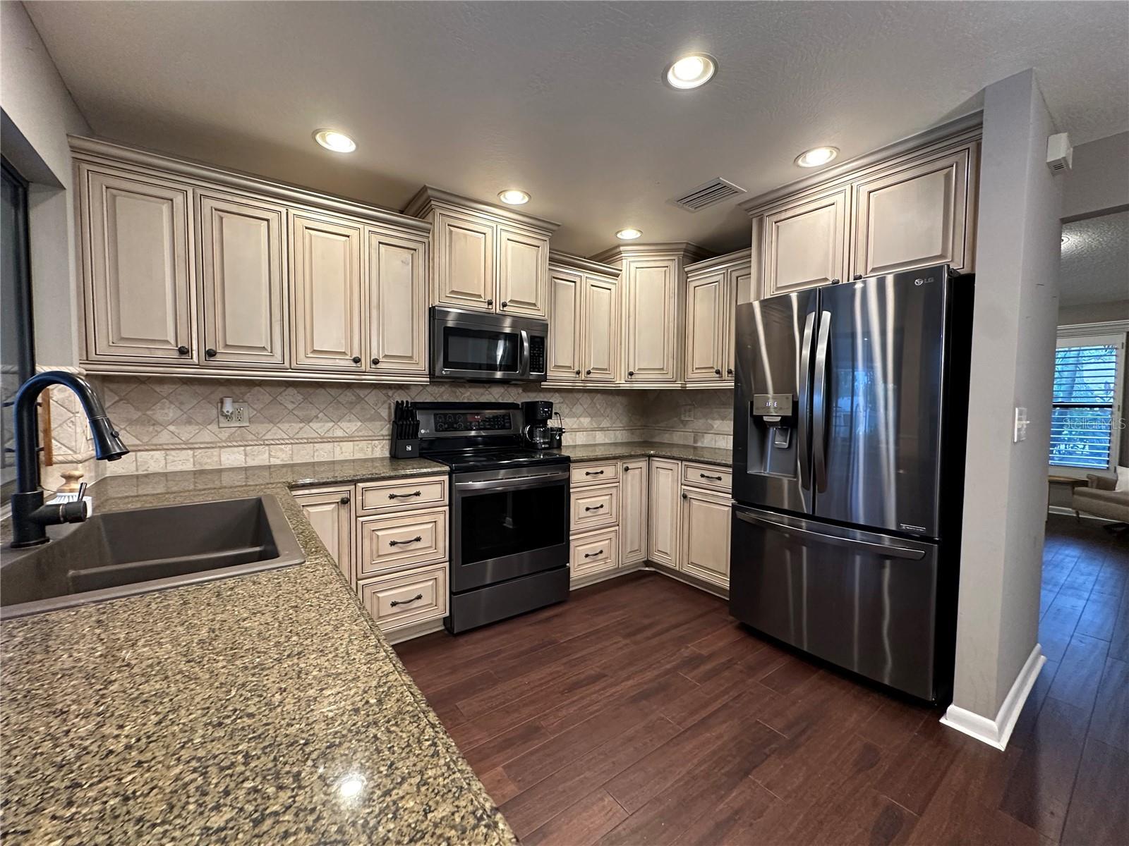 Image 31 of 69 For 10116 130th Lane