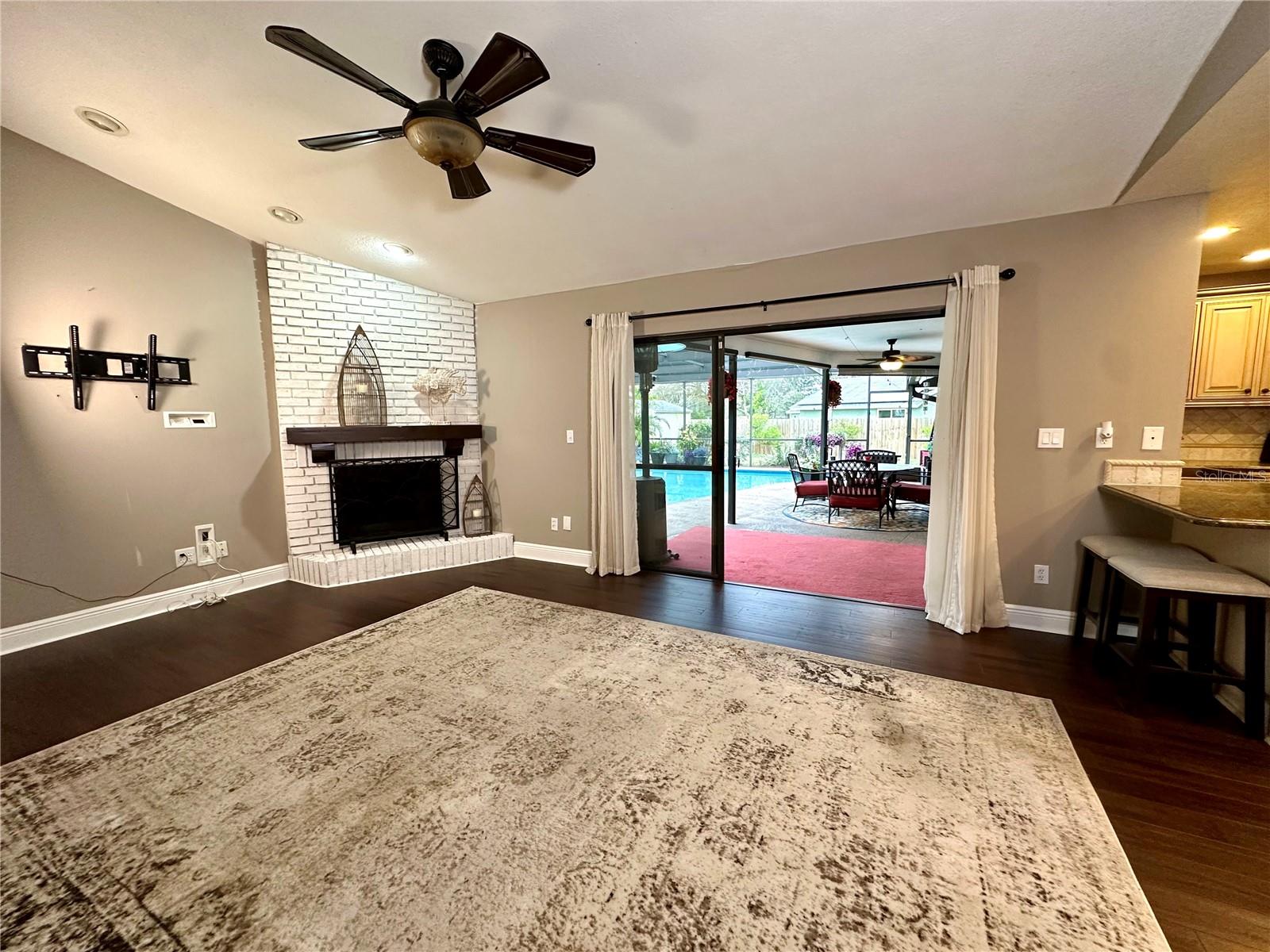 Image 32 of 69 For 10116 130th Lane