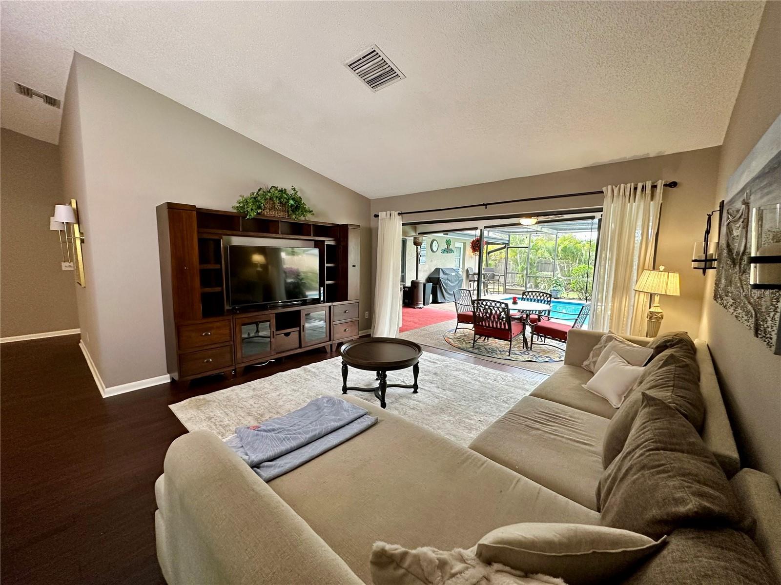 Image 5 of 69 For 10116 130th Lane