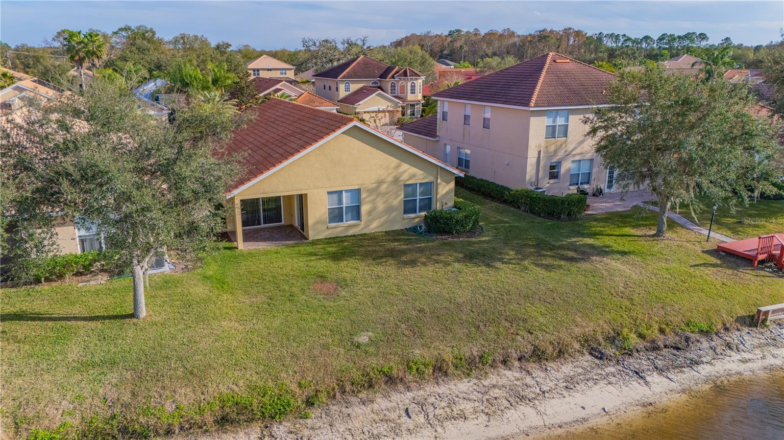 Image 12 of 53 For 18028 Java Isle Drive