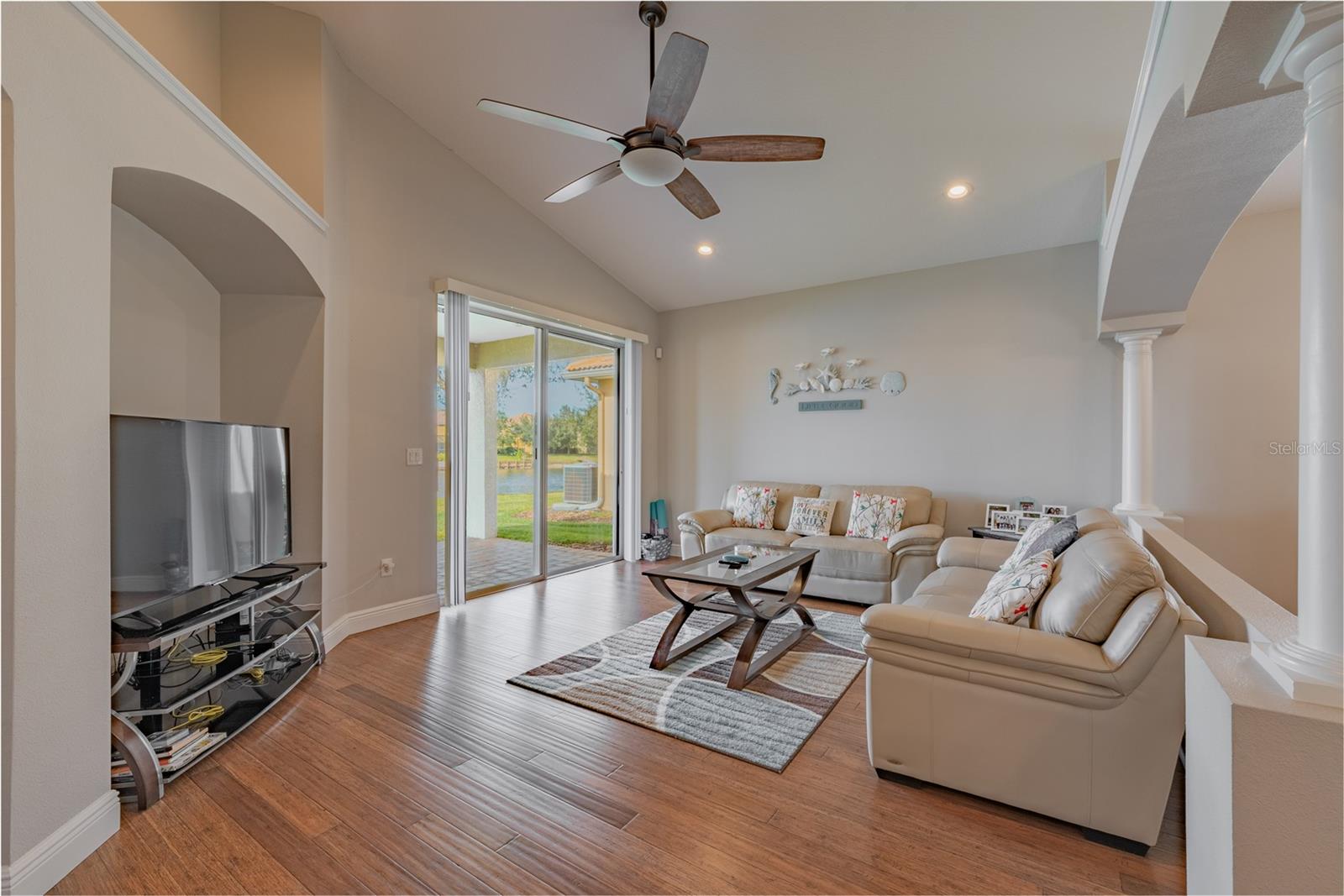 Image 32 of 53 For 18028 Java Isle Drive