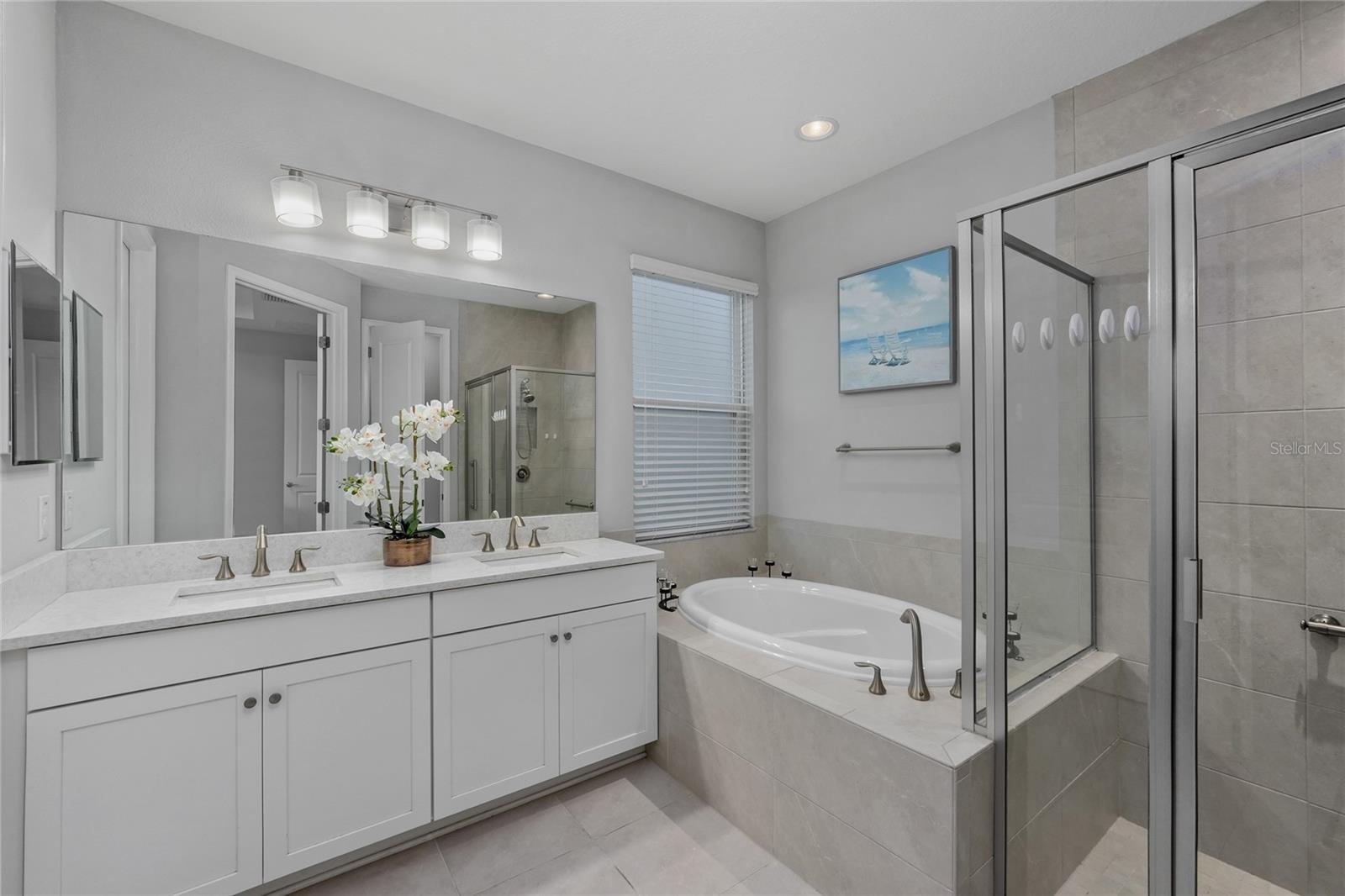 Image 18 of 36 For 1423 Keystone Ridge Circle