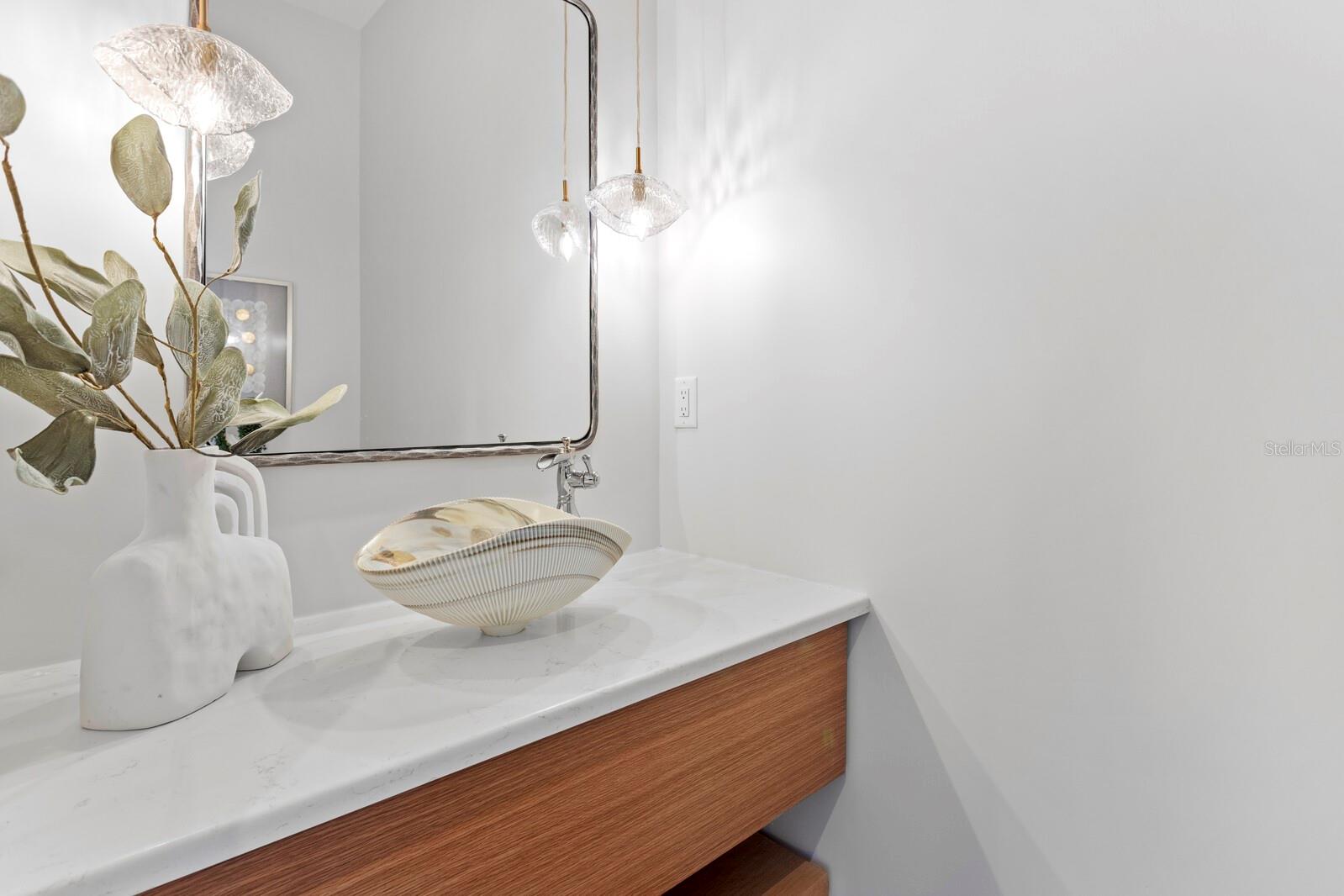 Image 21 of 56 For 4536 Swann Avenue