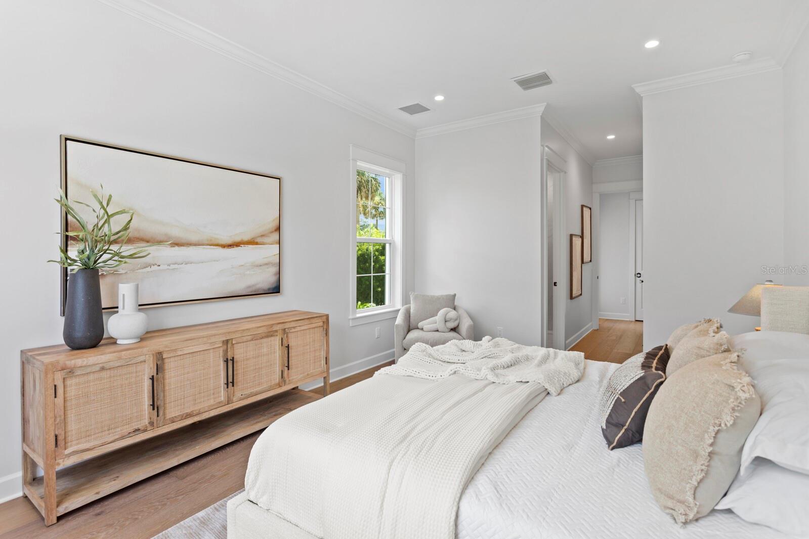 Image 32 of 56 For 4536 Swann Avenue