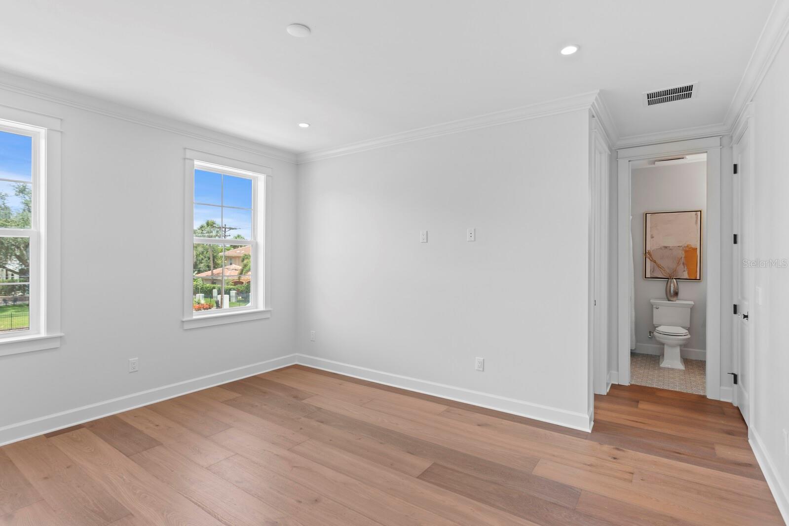 Image 36 of 56 For 4536 Swann Avenue