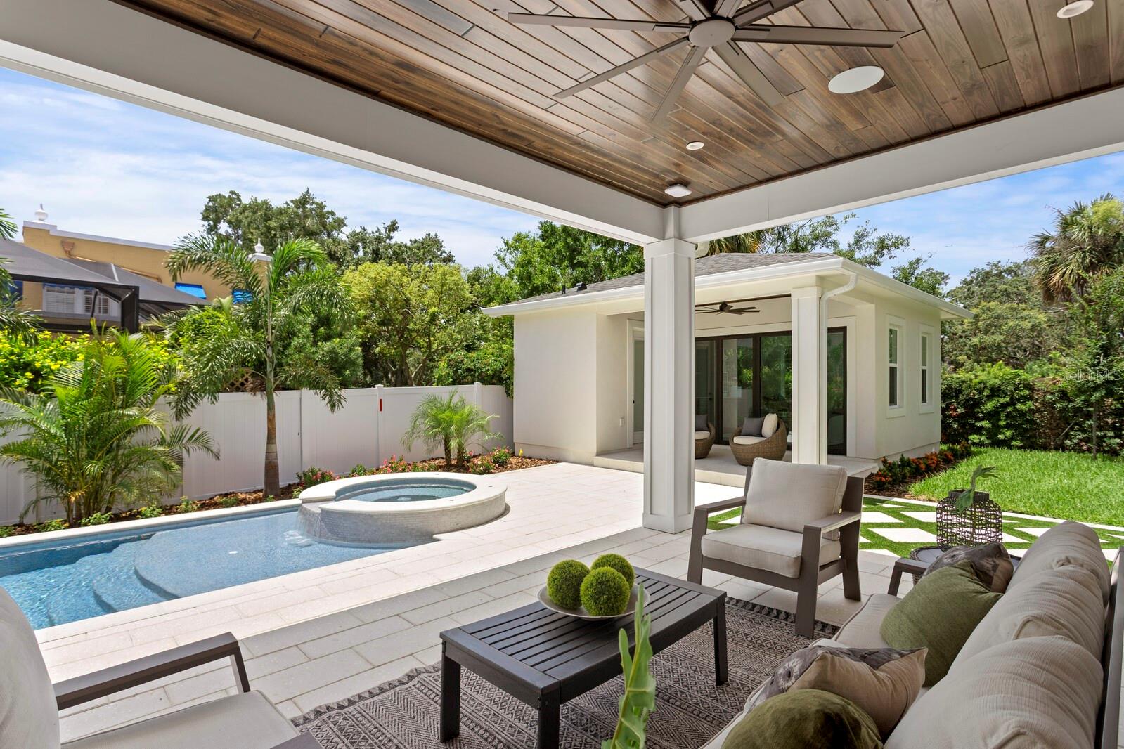 Image 47 of 56 For 4536 Swann Avenue