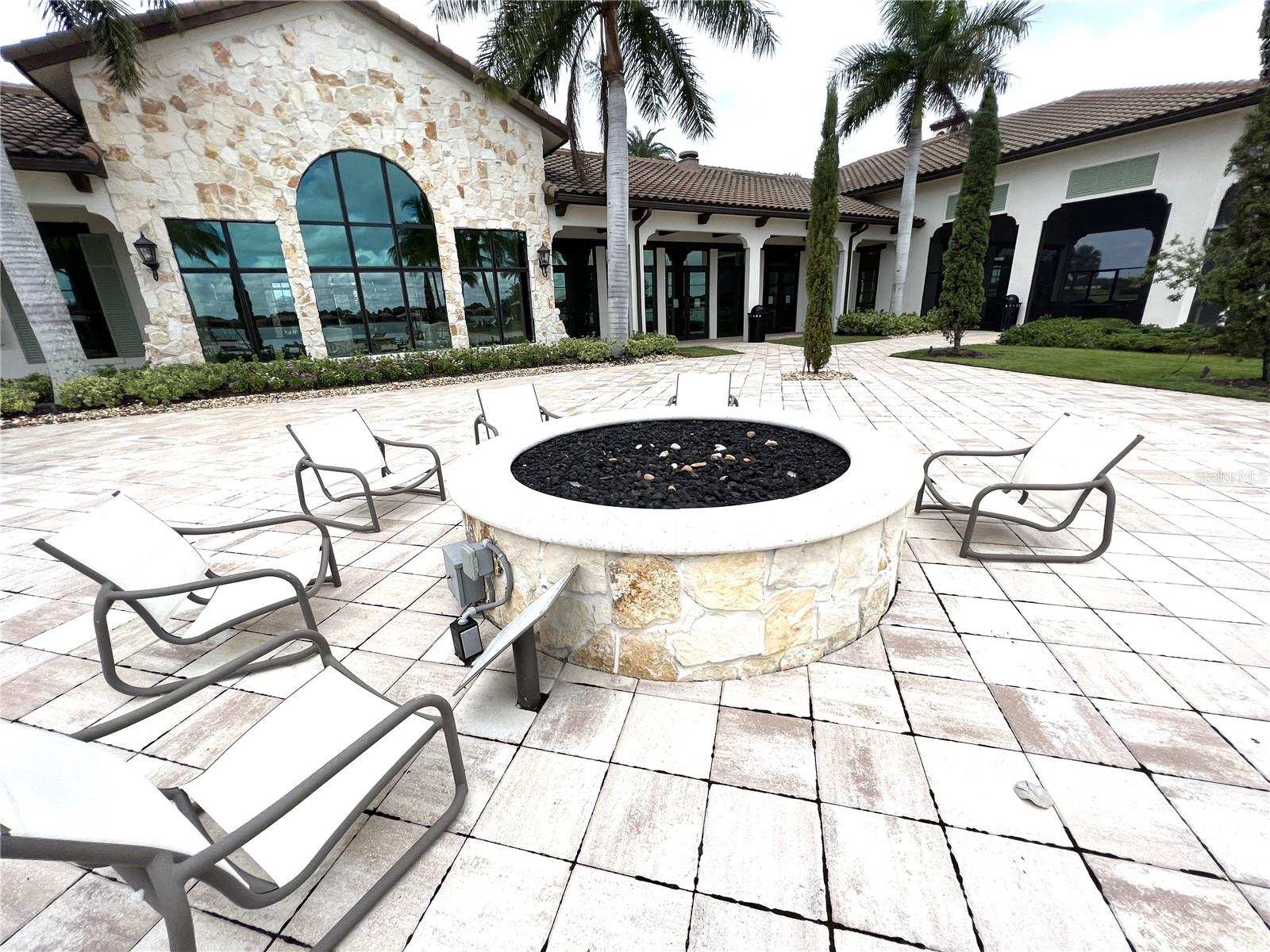 Image 23 of 26 For 120 Ventosa Place