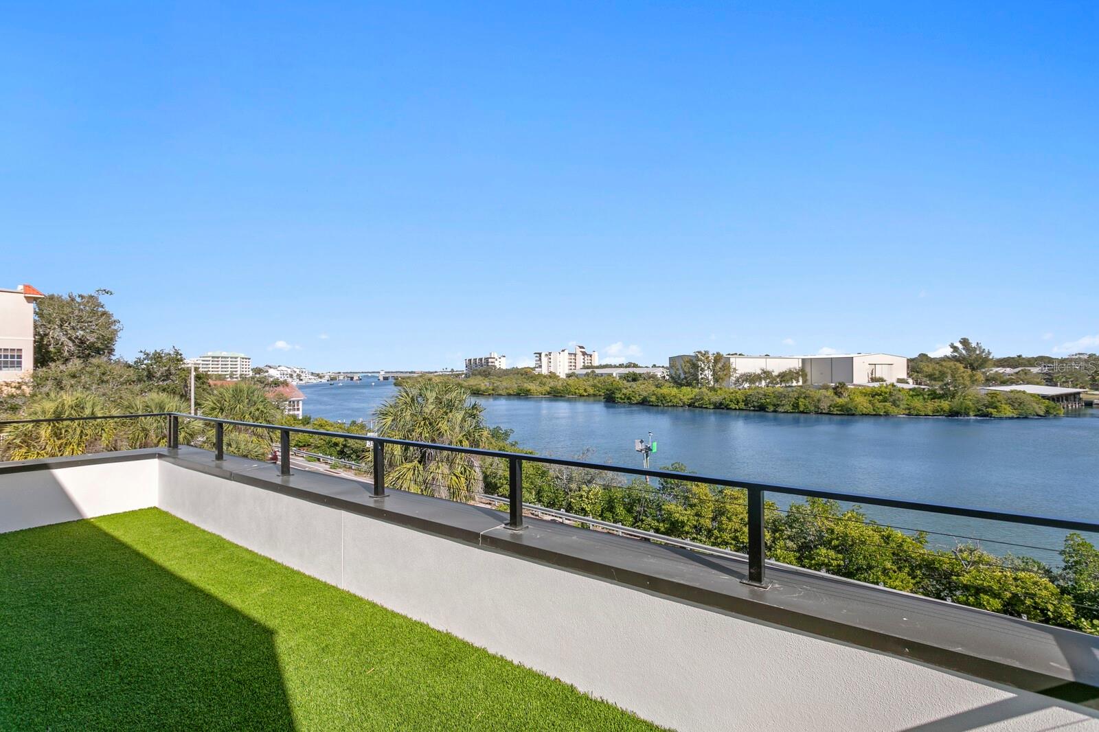 Image 64 of 76 For 70 Gulf Boulevard