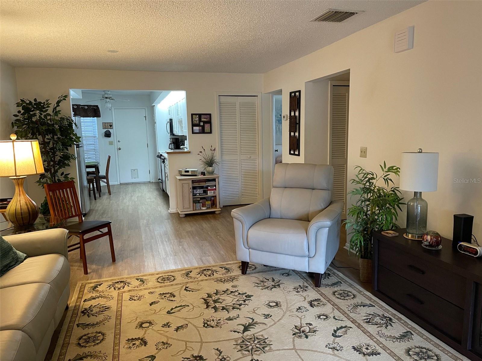 Image 4 of 18 For 2661 Sequoia Terrace 2661