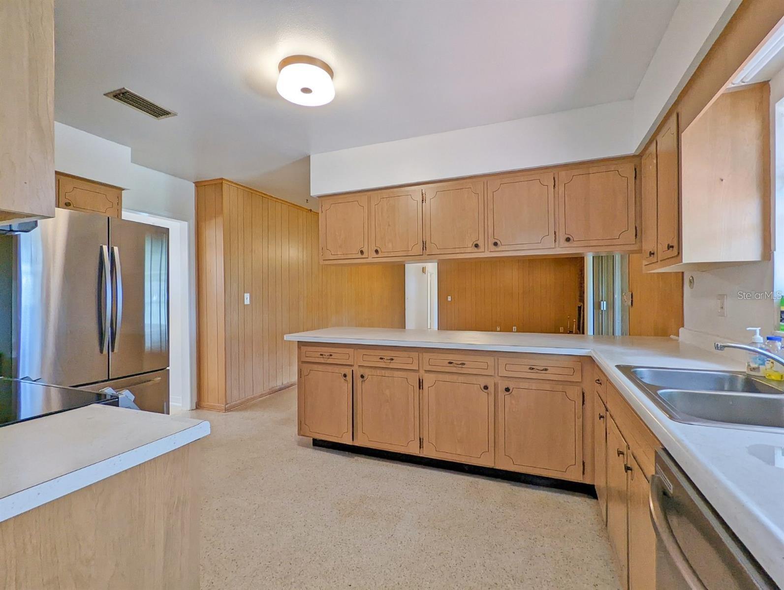 Image 12 of 25 For 18110 Dorman Road