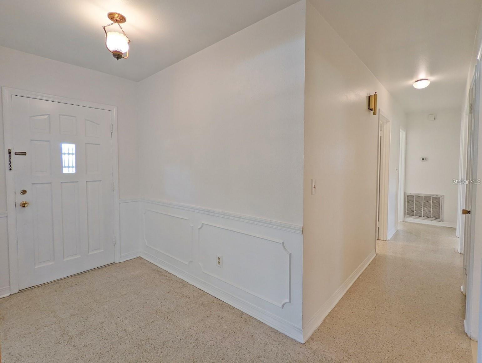 Image 18 of 25 For 18110 Dorman Road