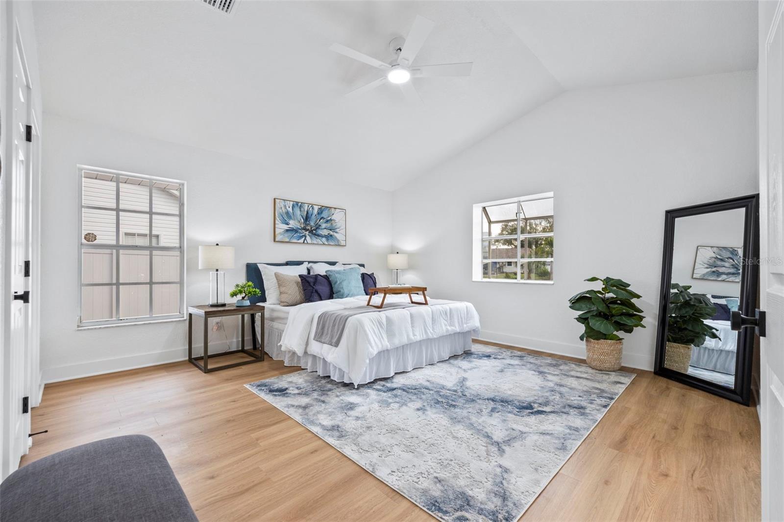 Image 23 of 47 For 4845 26th Court S