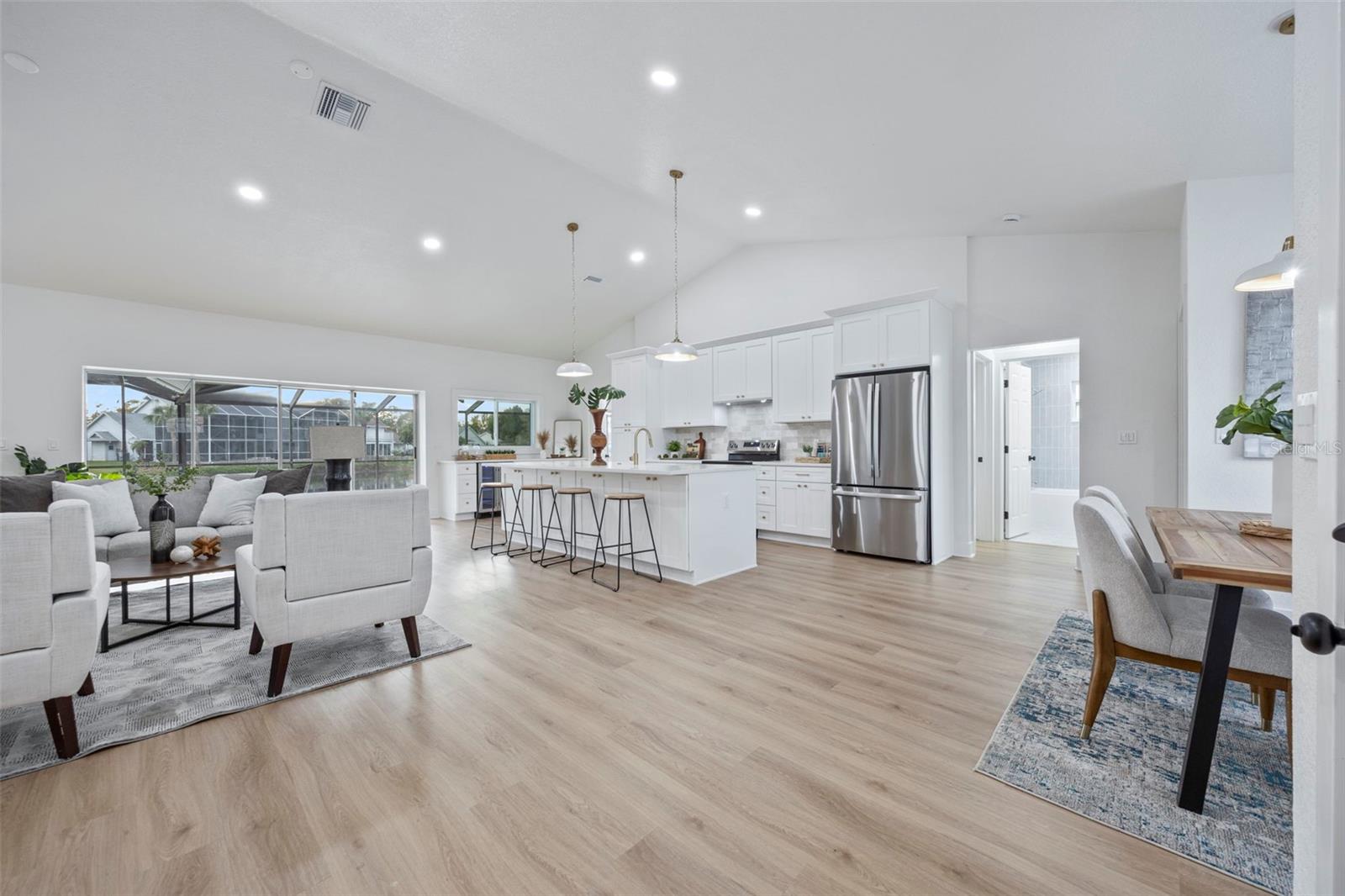 Image 6 of 47 For 4845 26th Court S