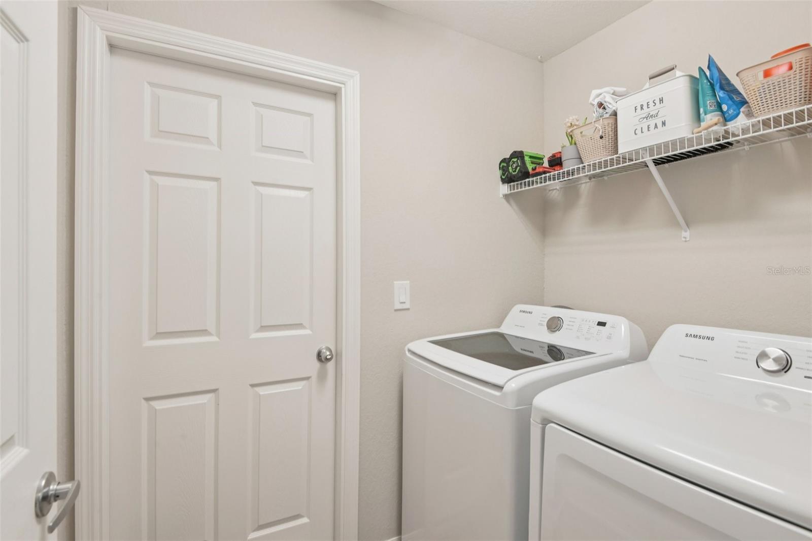 Image 19 of 45 For 523 Valentina Lane