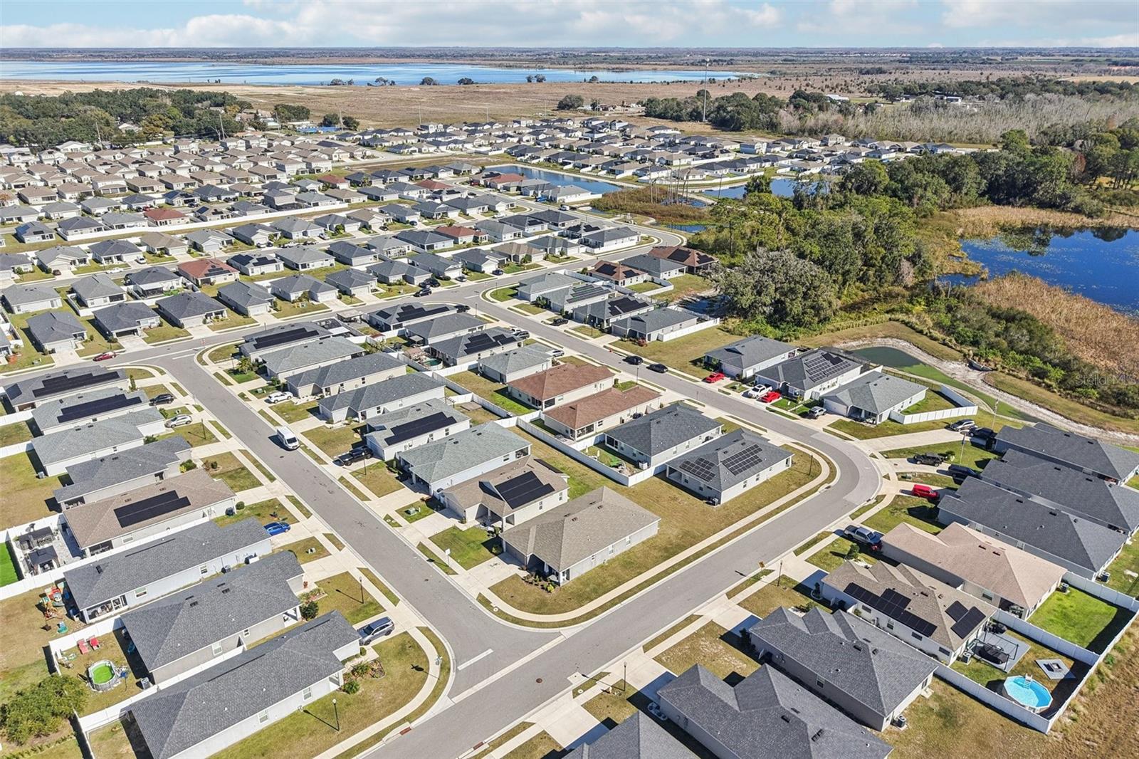 Image 42 of 45 For 523 Valentina Lane