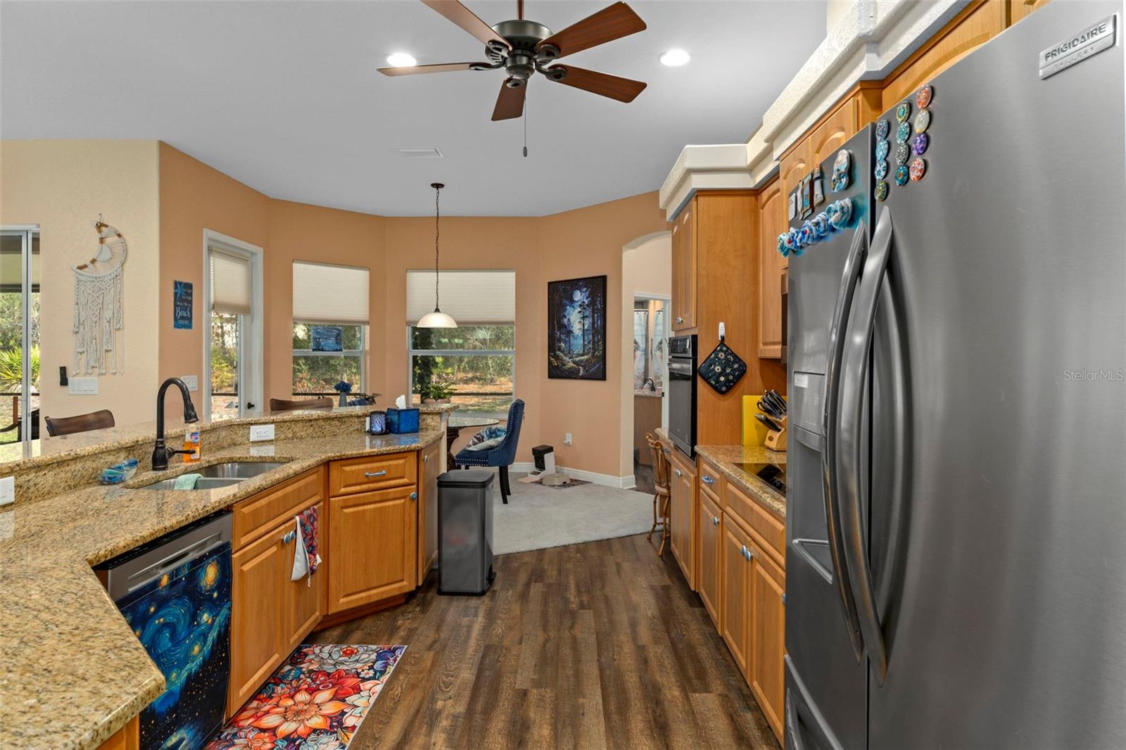 Image 17 of 63 For 39 Linder Street