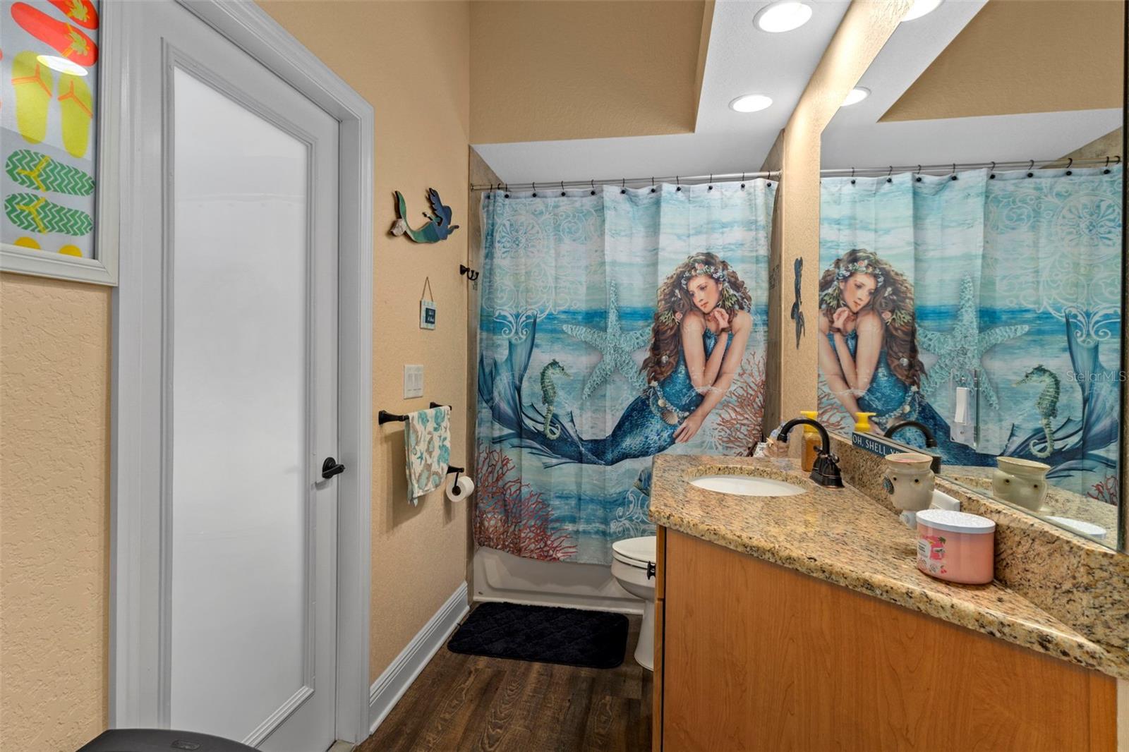 Image 20 of 63 For 39 Linder Street