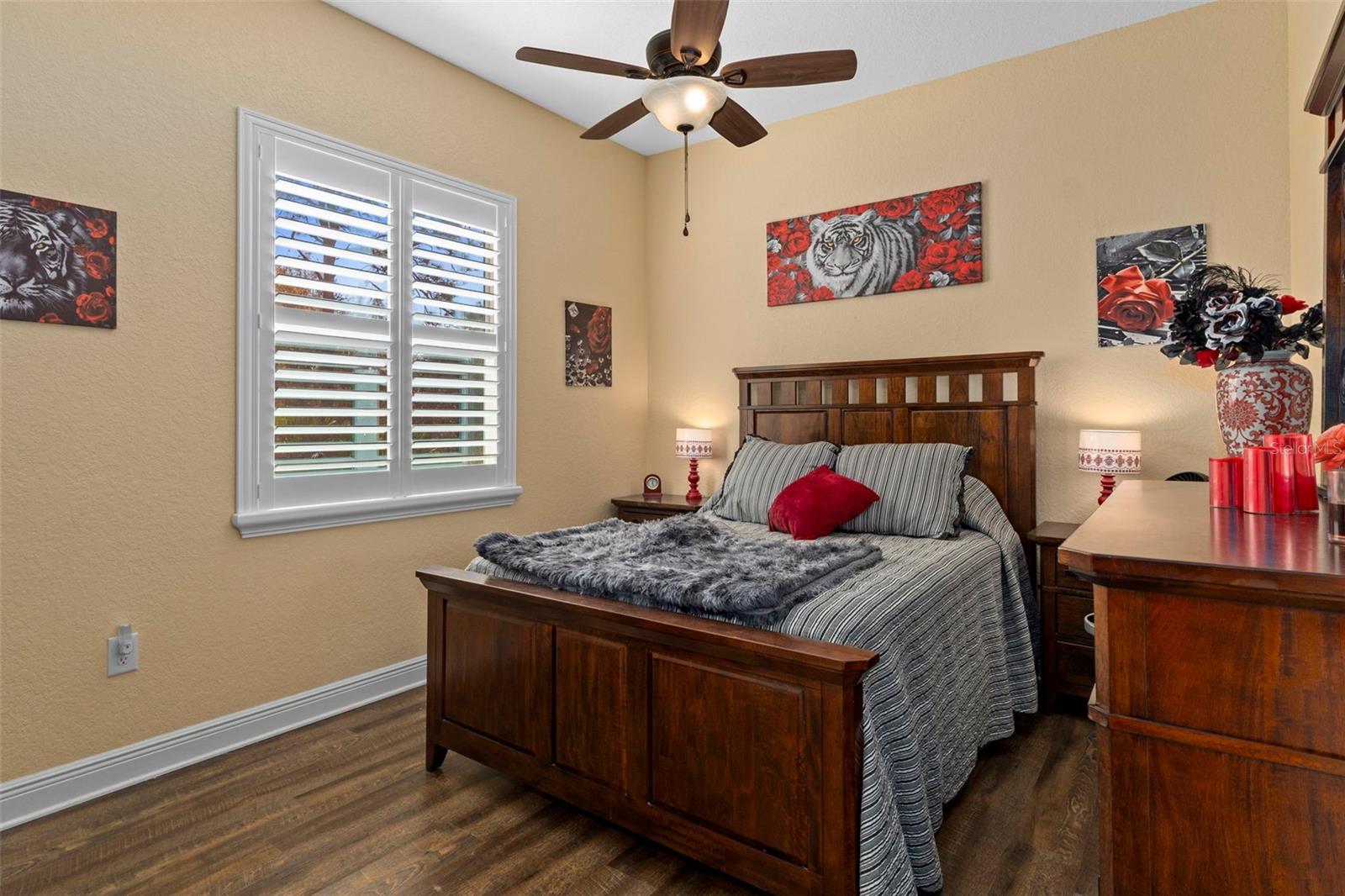 Image 23 of 63 For 39 Linder Street