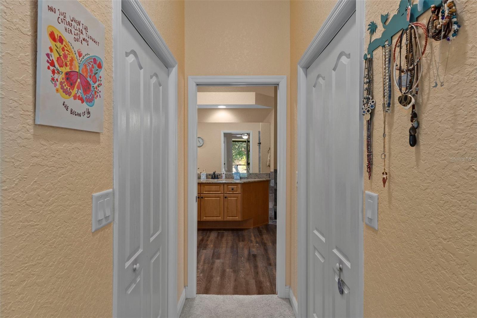 Image 28 of 63 For 39 Linder Street