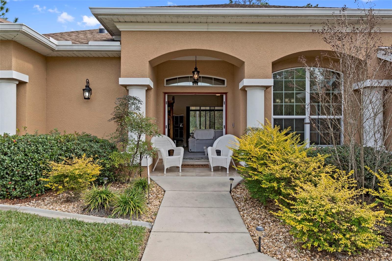 Image 4 of 63 For 39 Linder Street