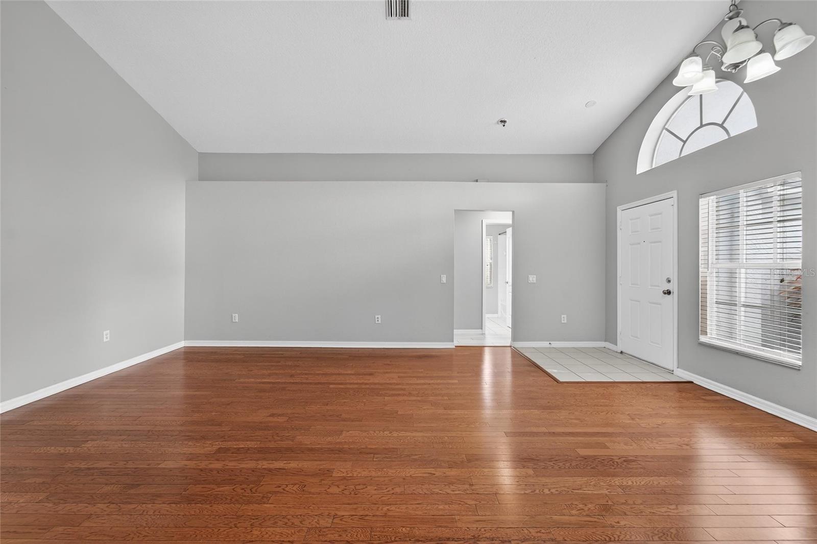 Image 12 of 58 For 11305 Symmes Lake Drive