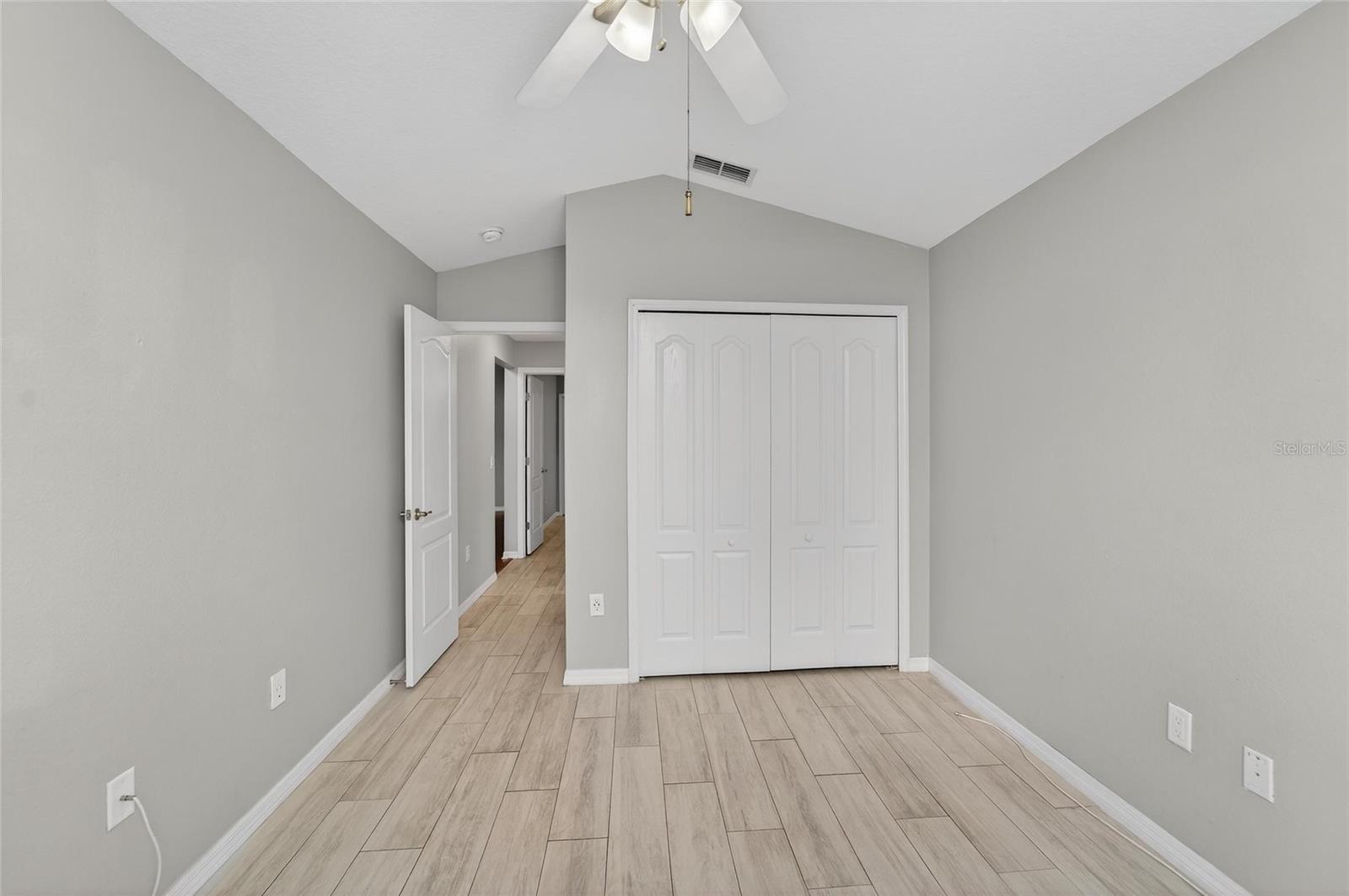 Image 35 of 58 For 11305 Symmes Lake Drive