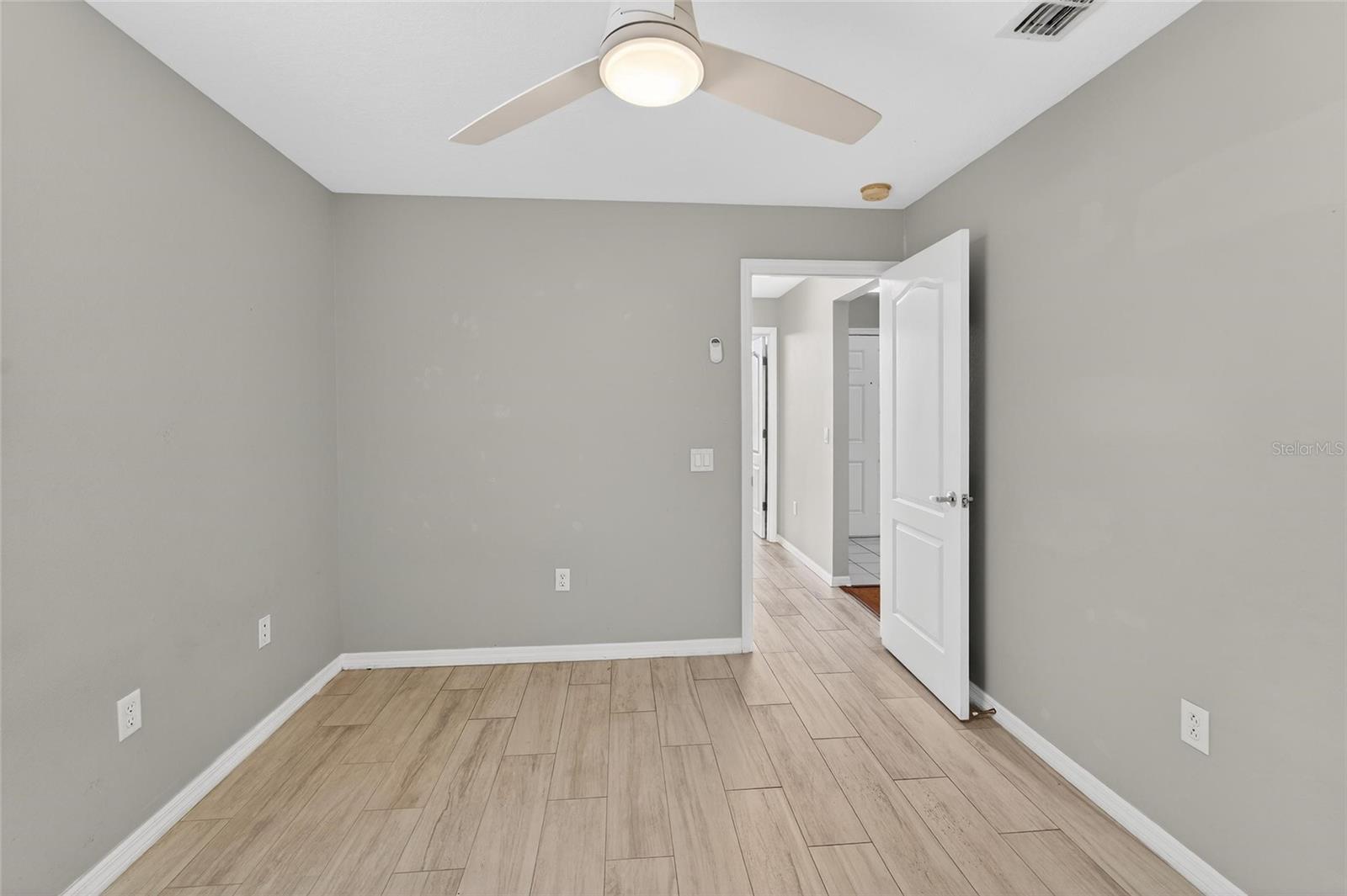 Image 37 of 58 For 11305 Symmes Lake Drive